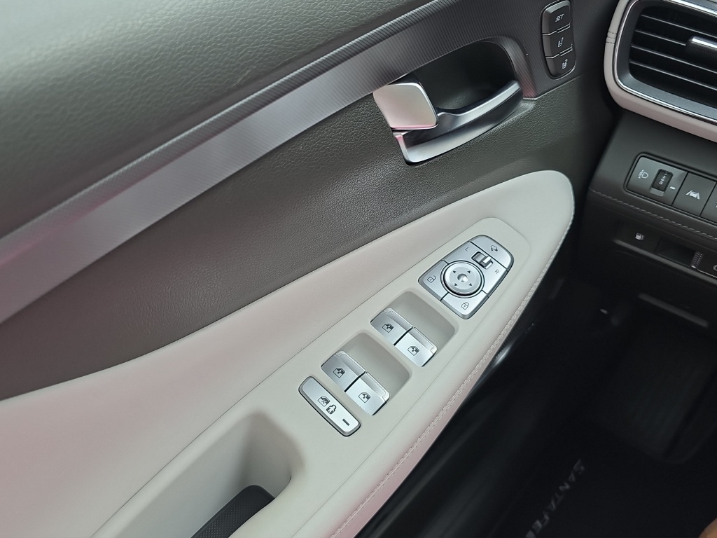 HYUNDAI Santa Fe 1.6 T-GDi PHEV Vertex-image-19