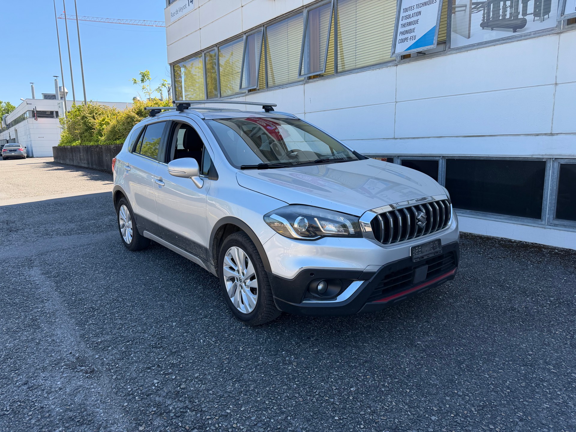 SUZUKI SX4 S-Cross 1.4 16VSergio Cellano Top 4WD Autom.-image-2