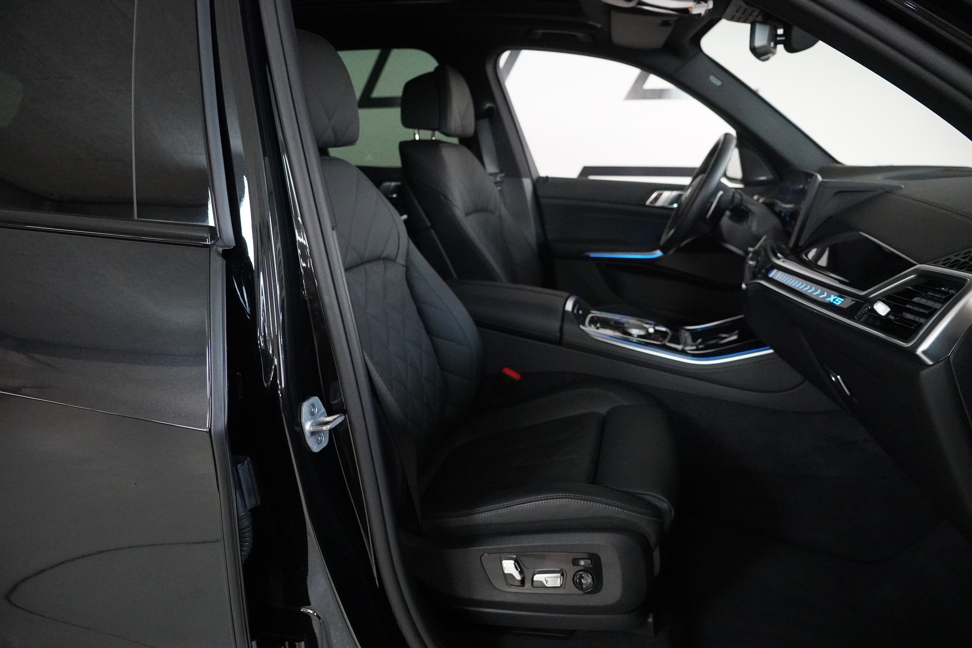 BMW X5 xDrive 50e M Sport Steptronic-image-15