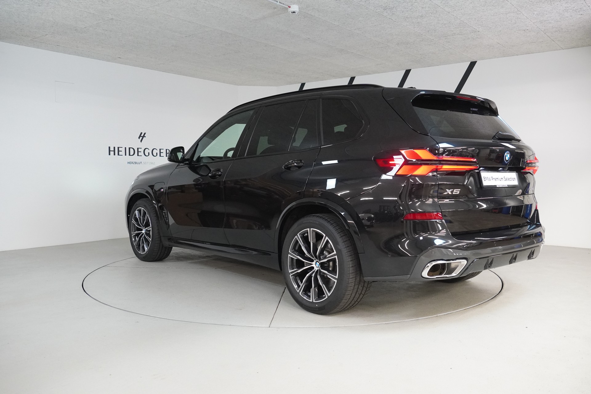BMW X5 xDrive 50e M Sport Steptronic-image-5