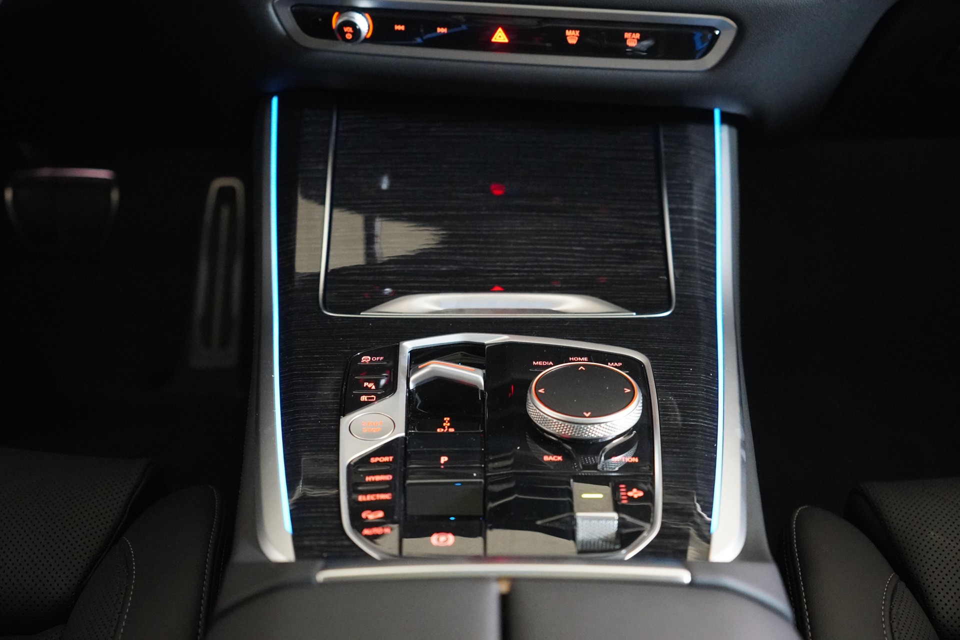BMW X5 xDrive 50e M Sport Steptronic-image-20