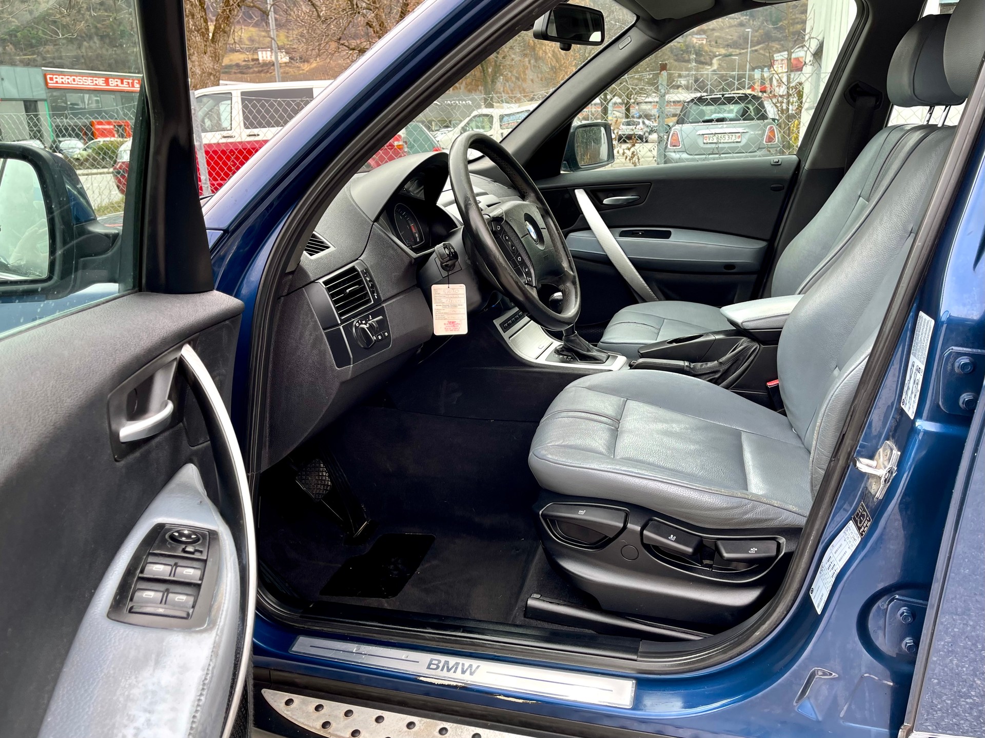 BMW X3 3.0d-image-18