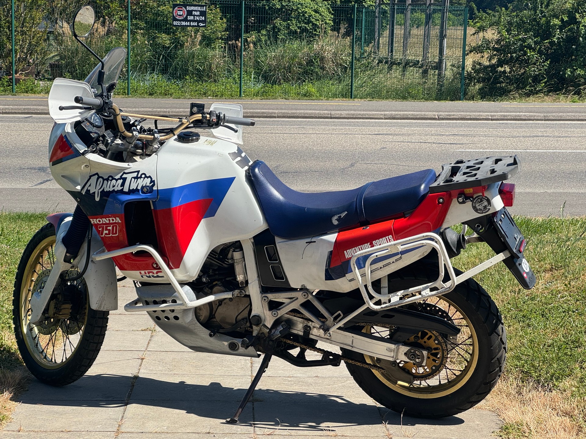HONDA Africa Twin 750-image-3