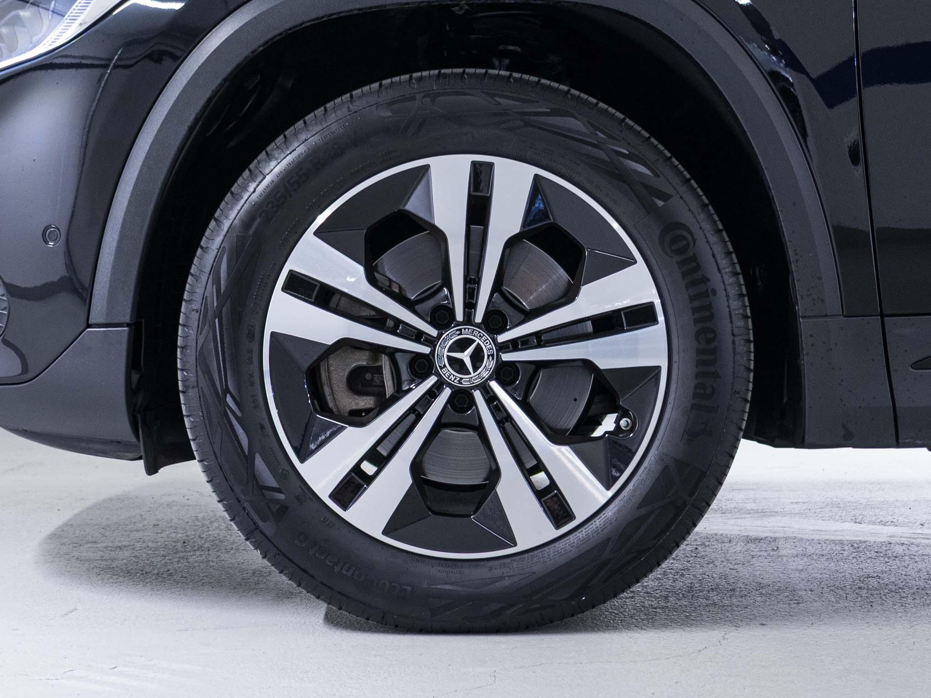 MERCEDES-BENZ GLA 250 4MATIC-image-14
