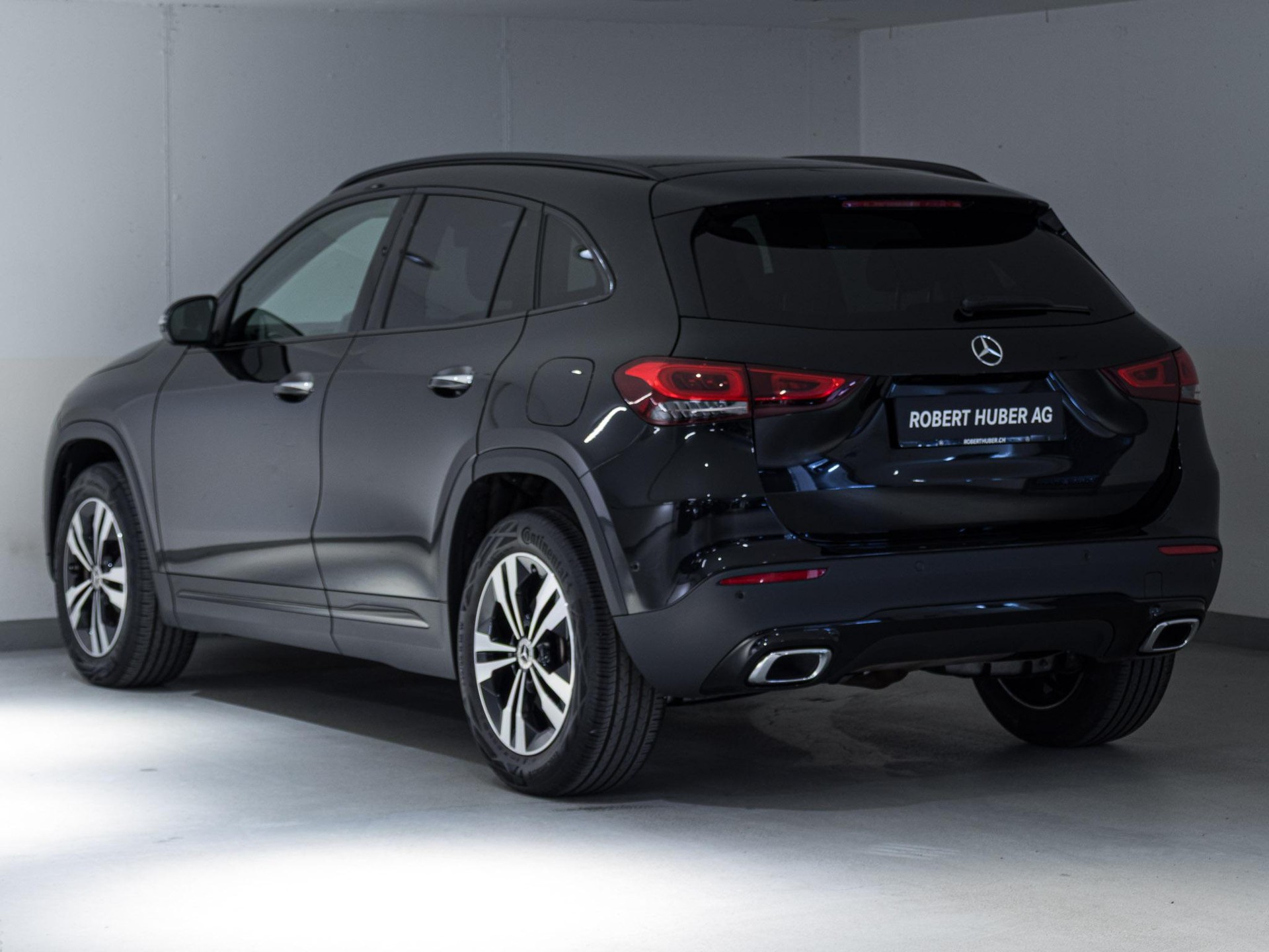 MERCEDES-BENZ GLA 250 4MATIC-image-3