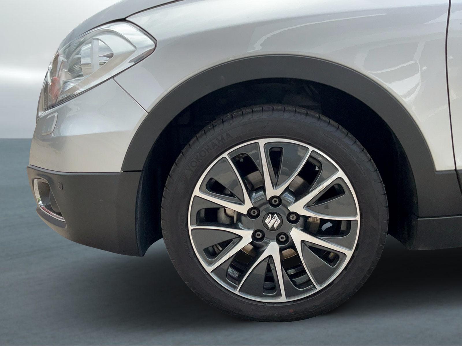 SUZUKI SX4 S-Cross 1.6 16V Sergio Cellano Top 4x4-image-7