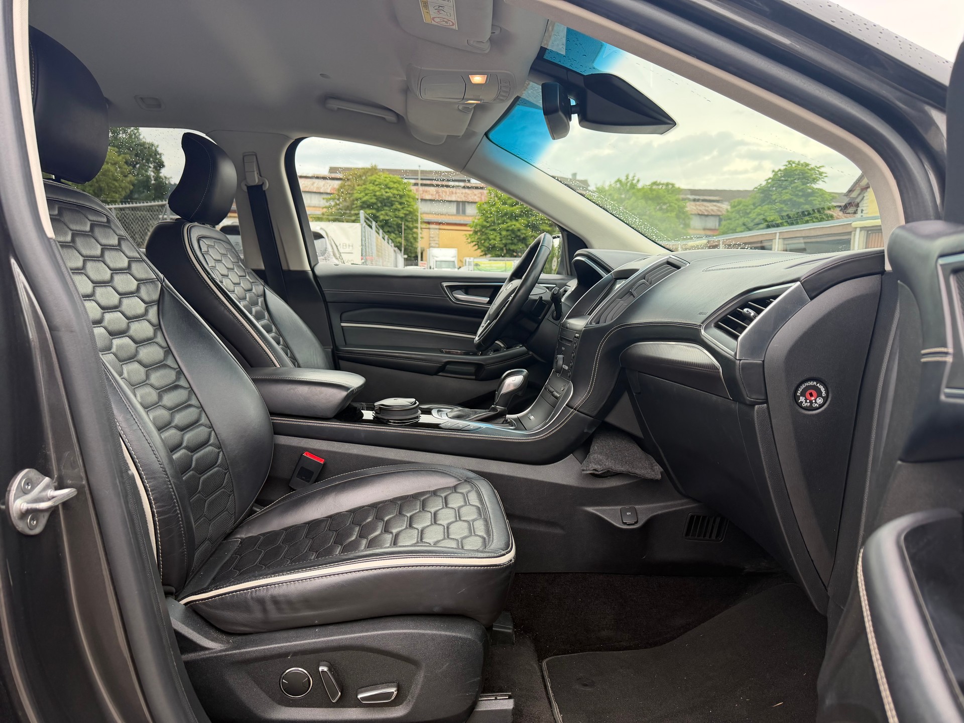 FORD Edge 2.0 TDCi Vignale 4WD PowerShift-image-12