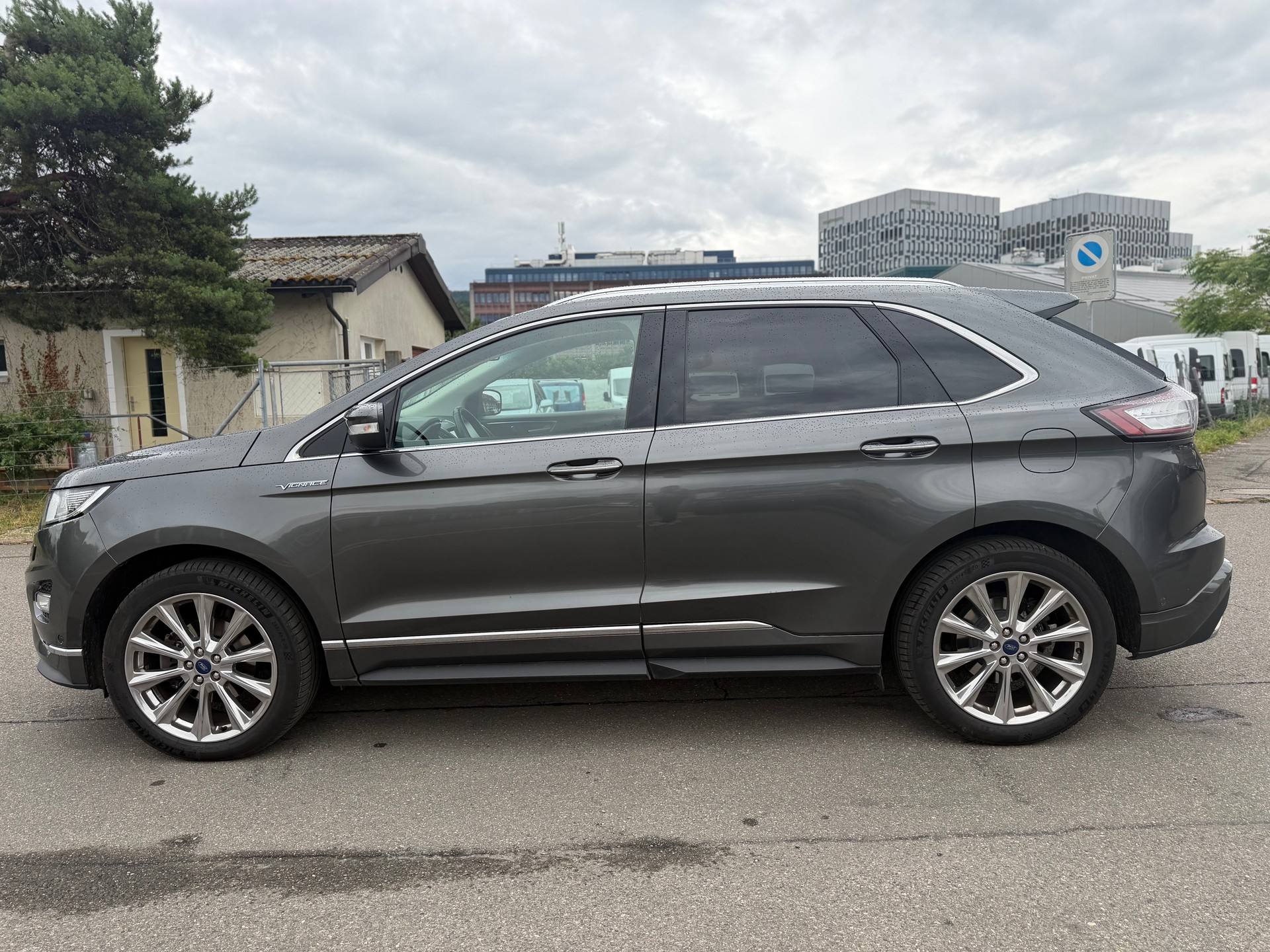FORD Edge 2.0 TDCi Vignale 4WD PowerShift-image-6