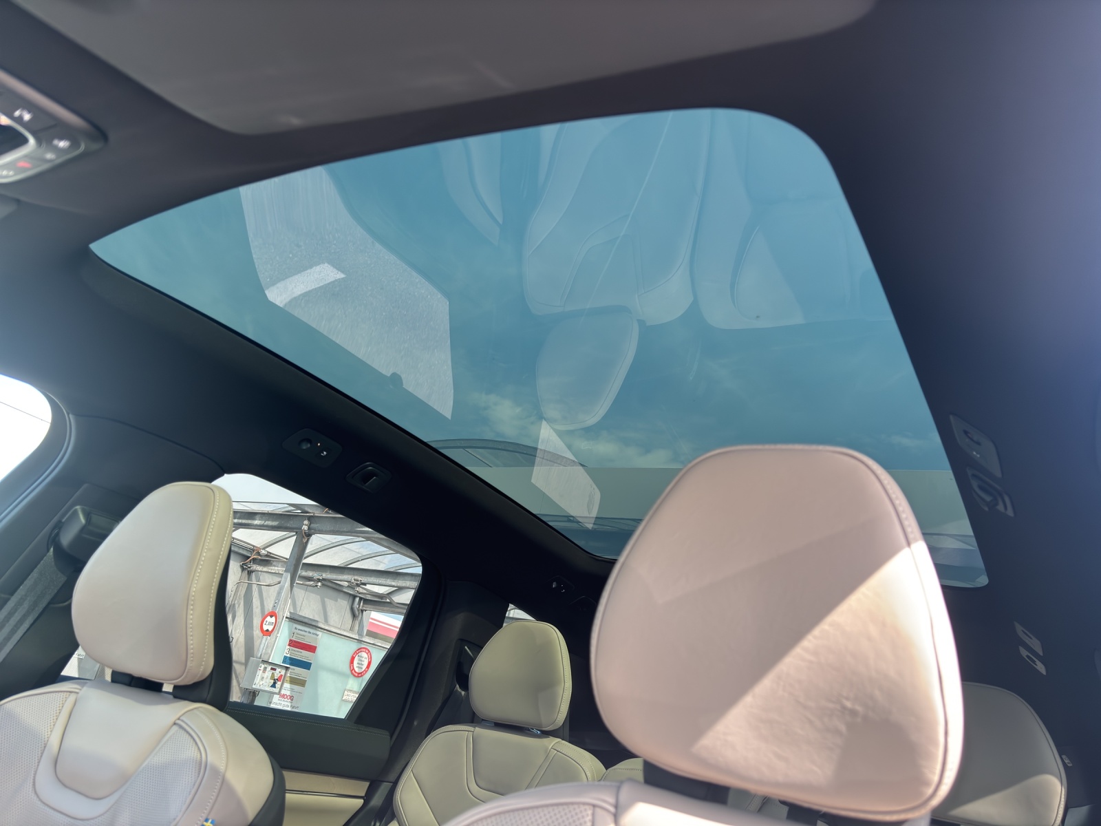 VOLVO EX90 Twin Ultra AWD-image-14