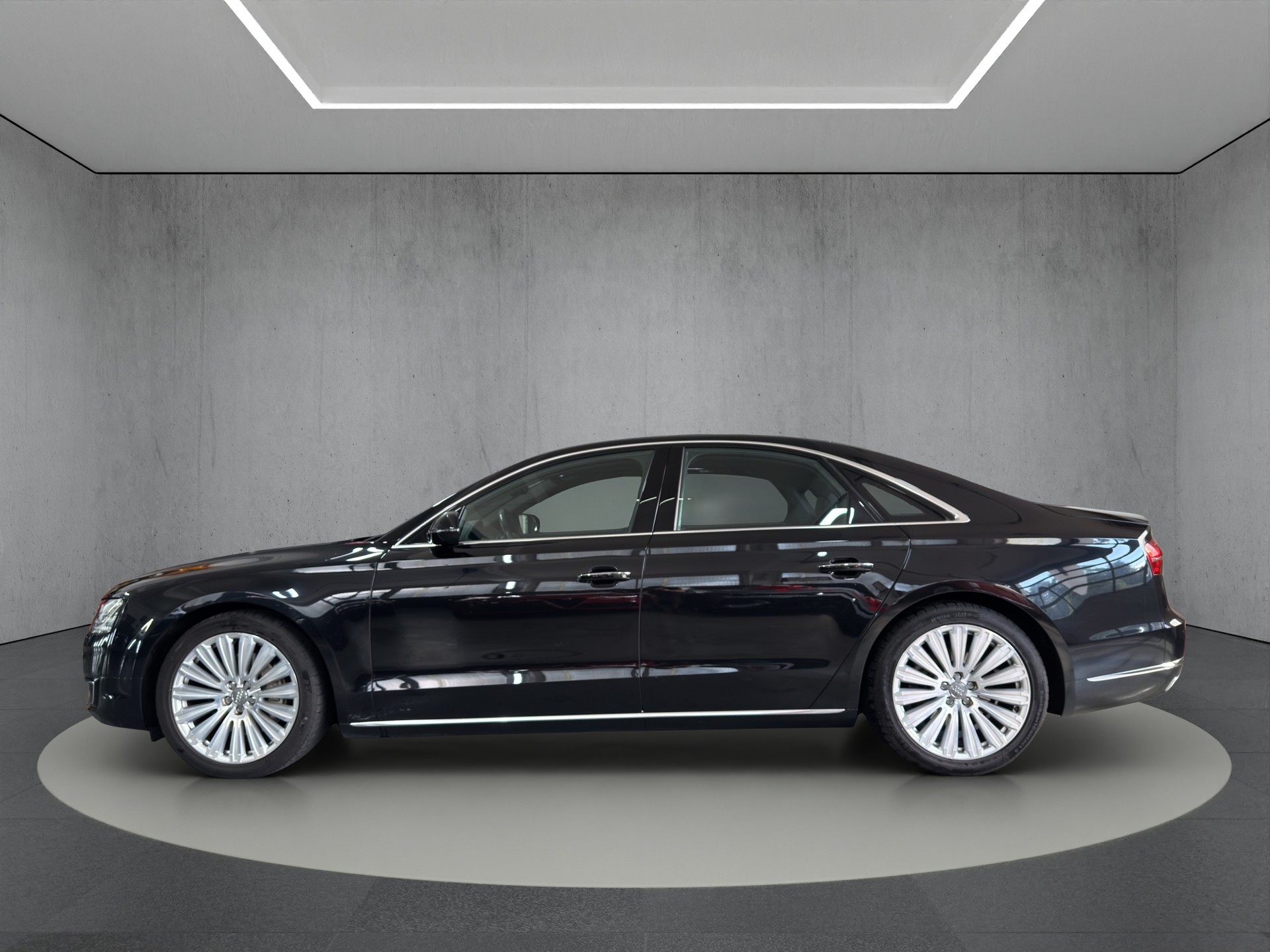 AUDI A8 3.0 V6 TDI quattro *Pano-Luftfederung-Bose*-image-1