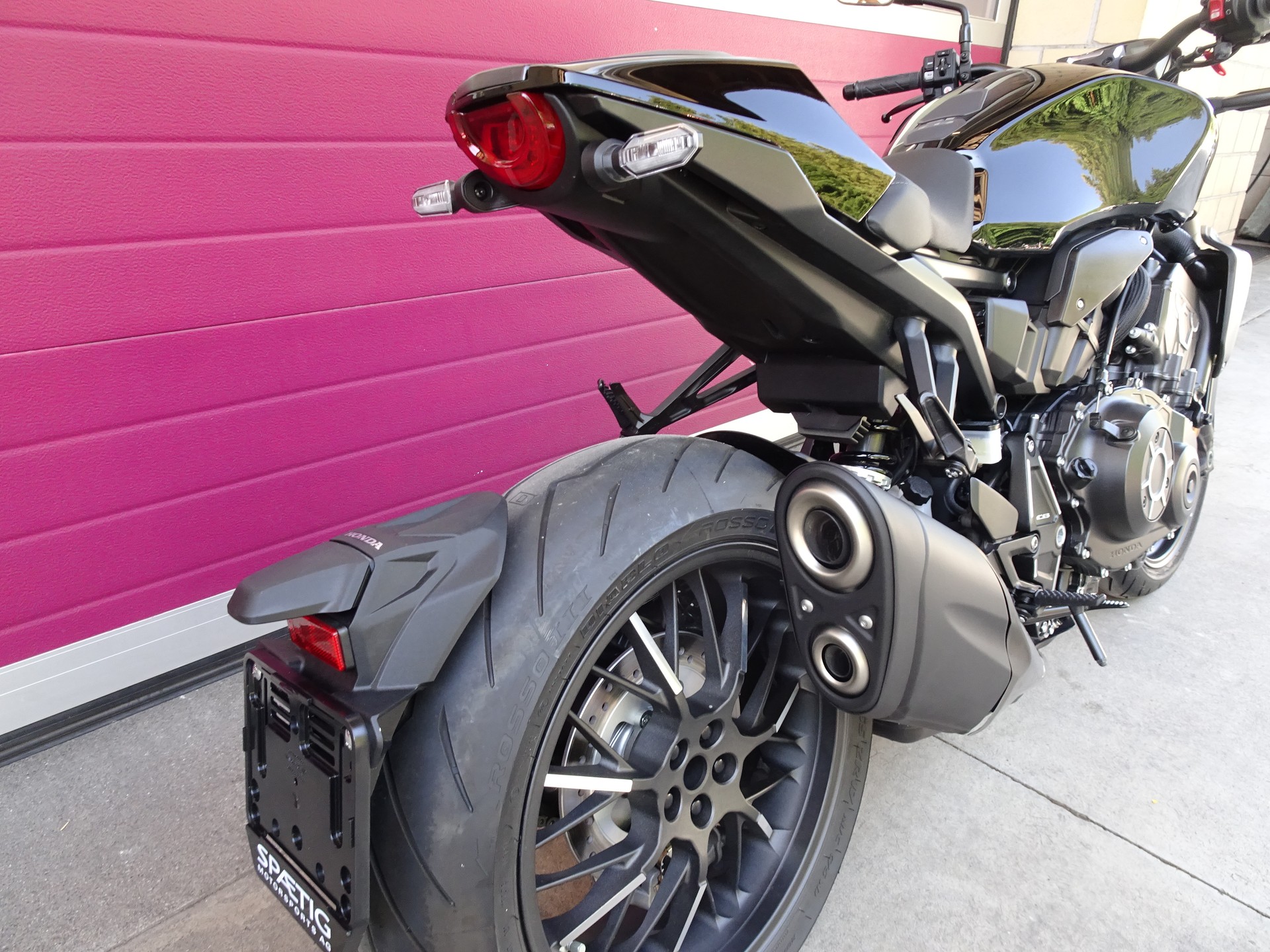 HONDA CB 1000 R Black Edition-image-7