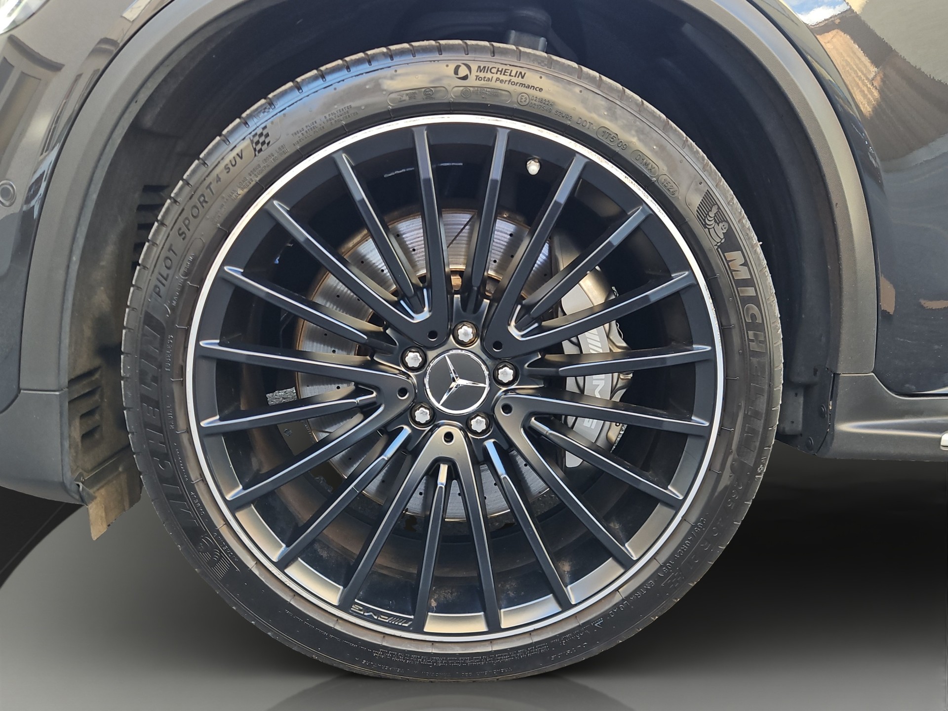 MERCEDES-BENZ GLC 63 AMG 4m+-image-19