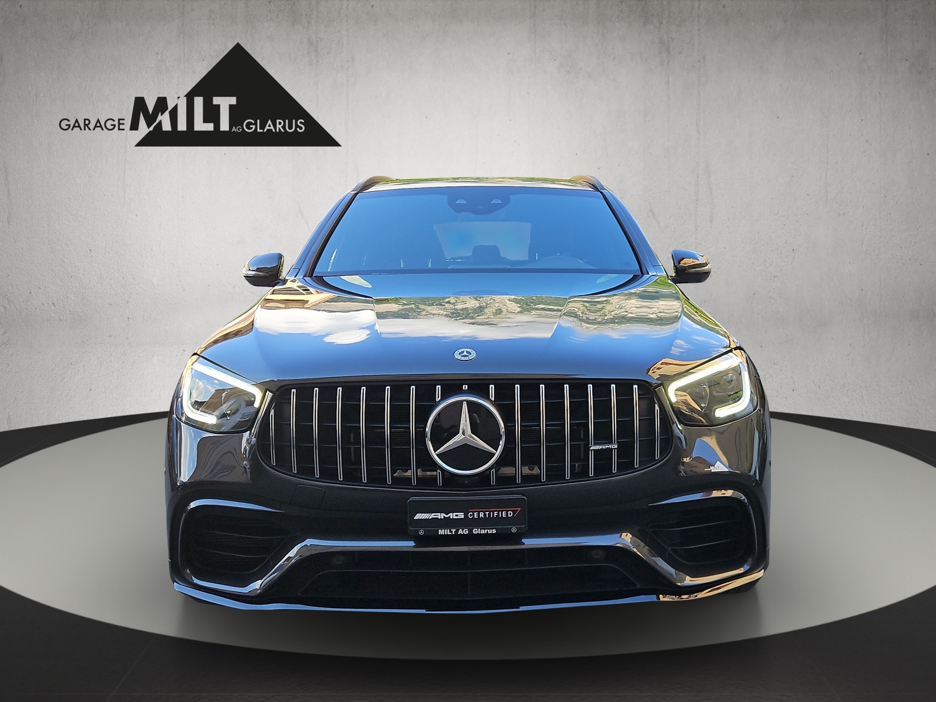 MERCEDES-BENZ GLC 63 AMG 4m+-showroom-element-2
