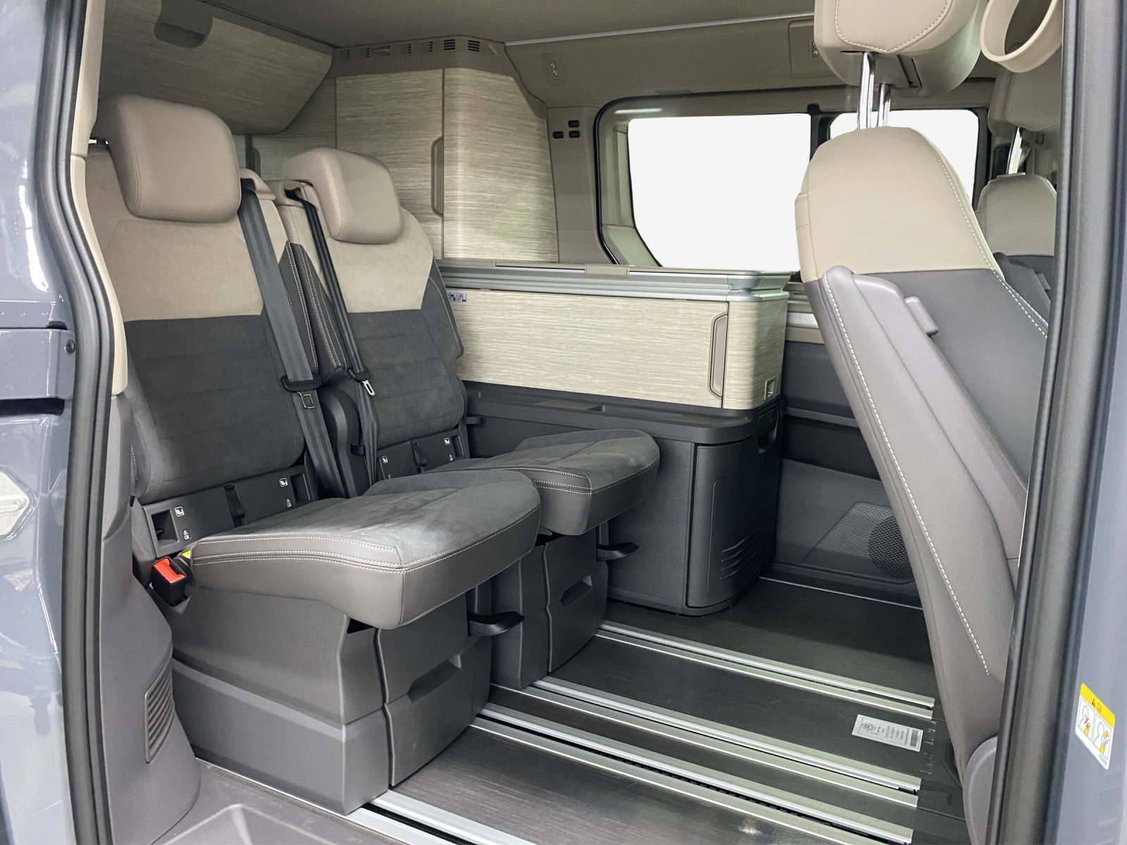 VW California eHybrid Ocean Liberty 4Motion-image-11