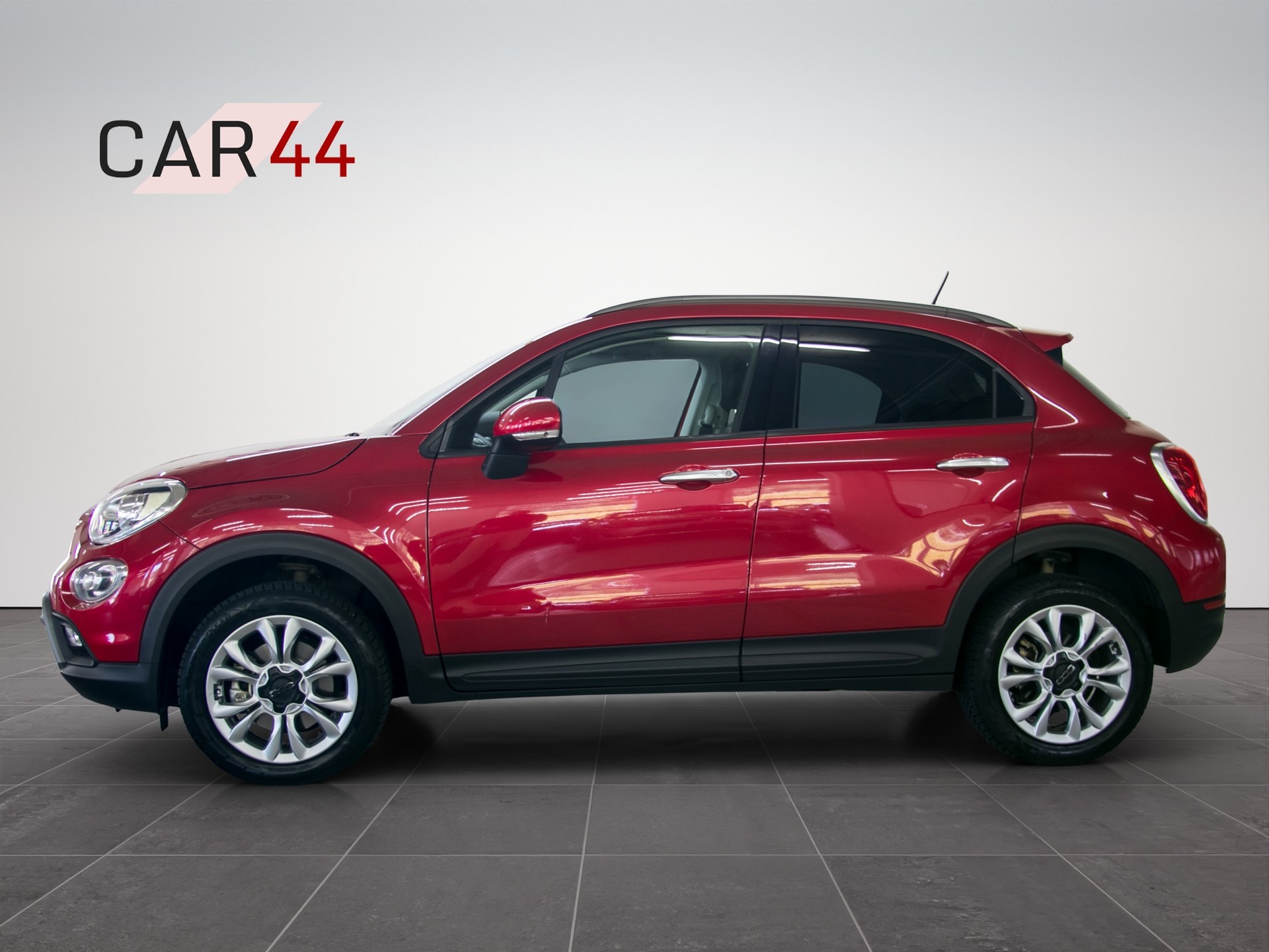 FIAT 500X 2.0 MJ Cross Plus 4x4-showroom-element-1