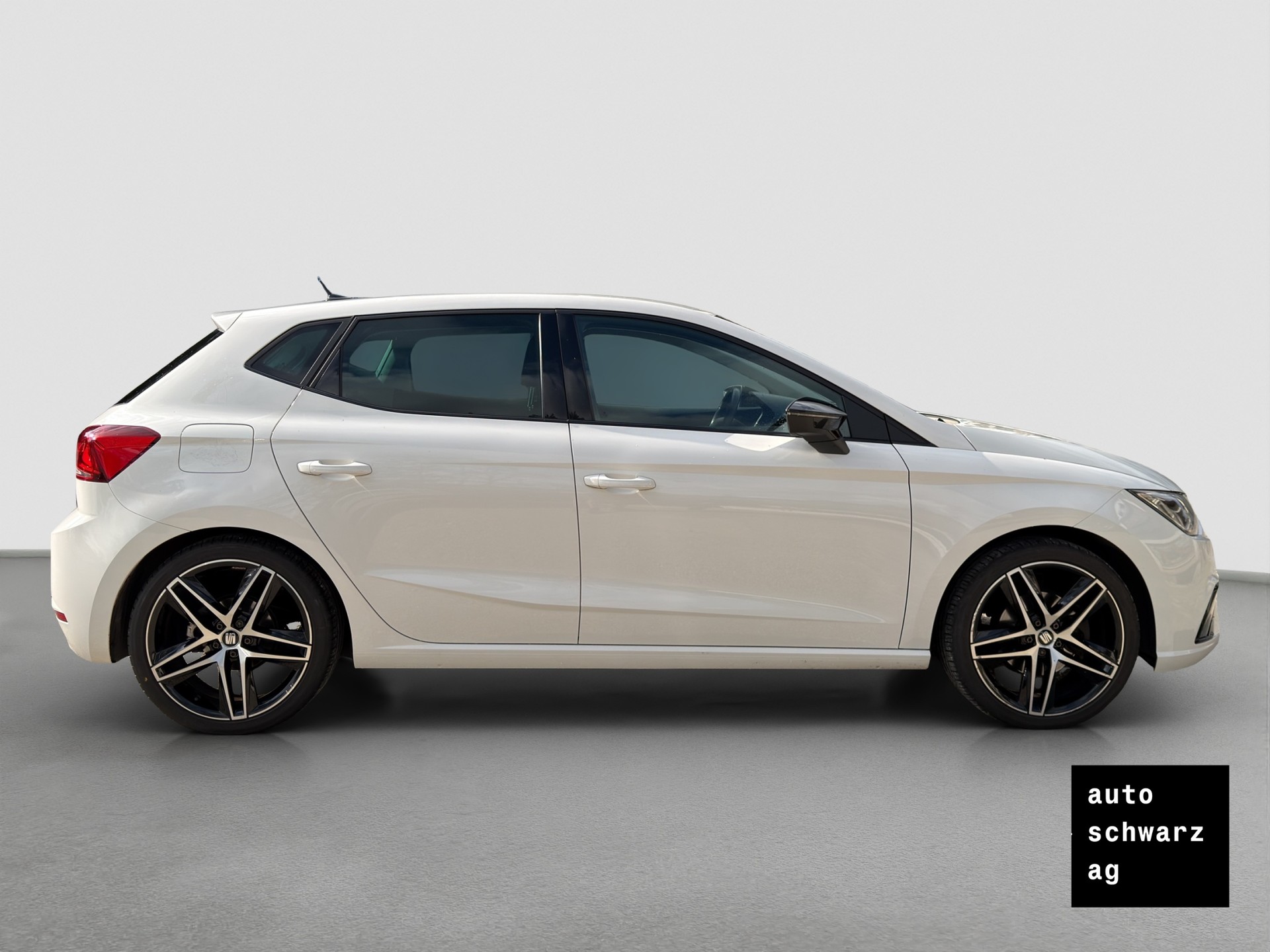 SEAT Ibiza 1.0 EcoTSI FR-showroom-element-3