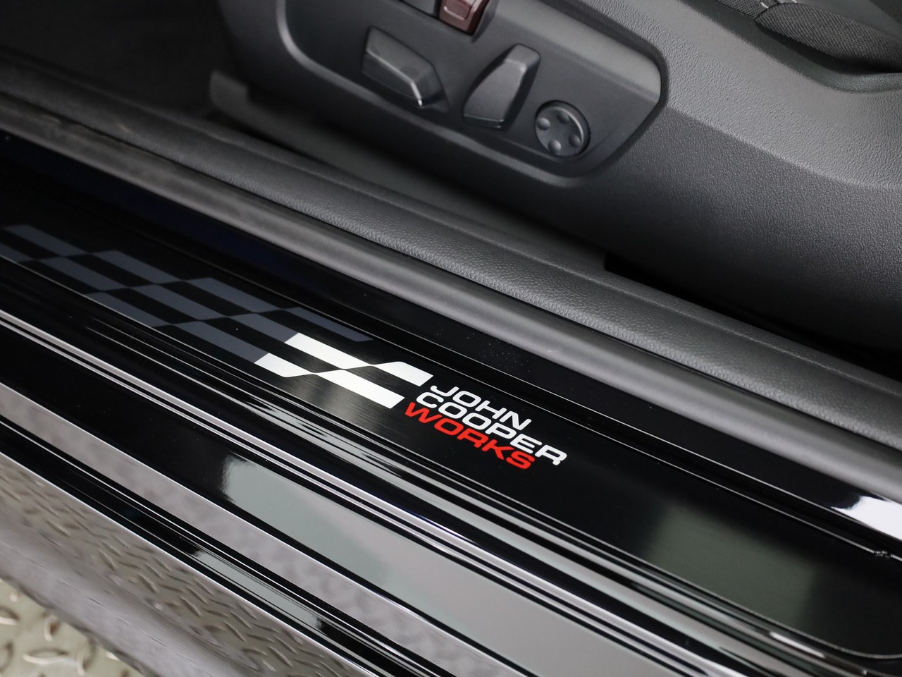 MINI Cooper S DKG I MINI Days Offer-image-40