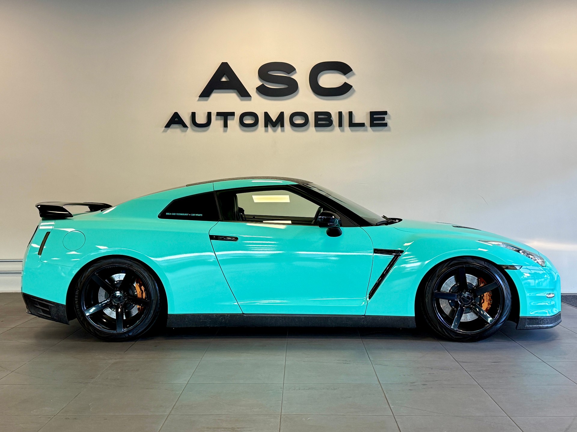 NISSAN GT-R 3.8 V6 Biturbo Premium Edition + BOSE-showroom-element-2