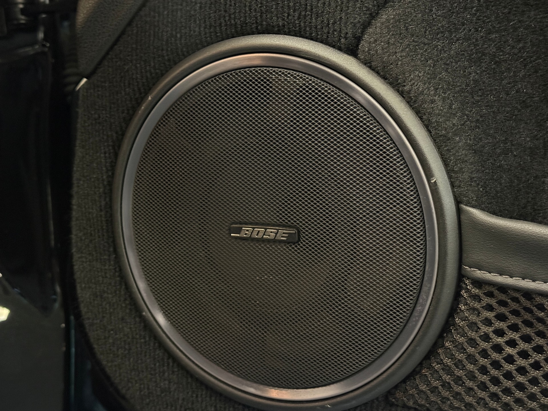 NISSAN GT-R 3.8 V6 Biturbo Premium Edition + BOSE-image-12
