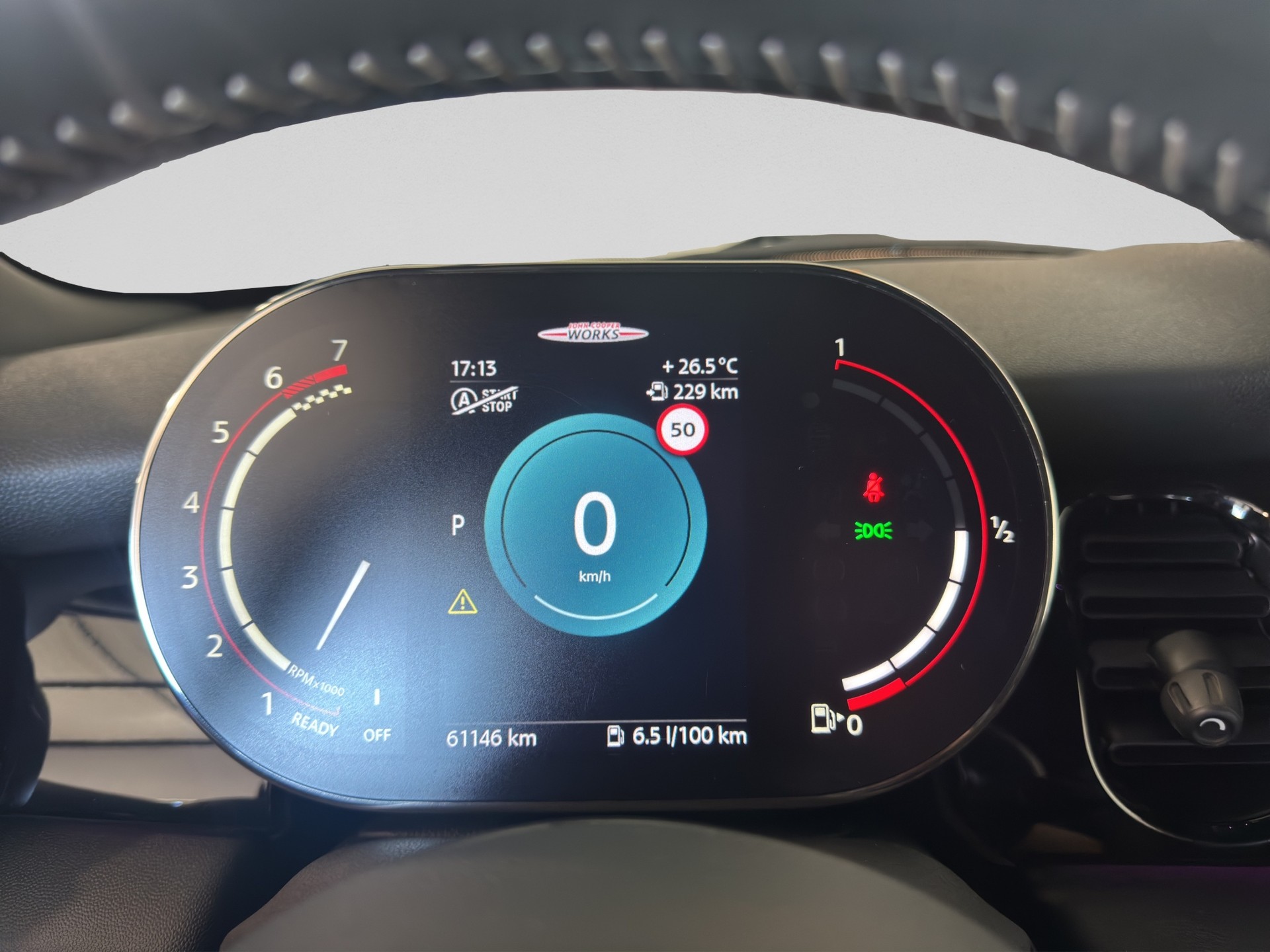 MINI Cooper John Cooper Works Cabriolet Steptronic-image-9