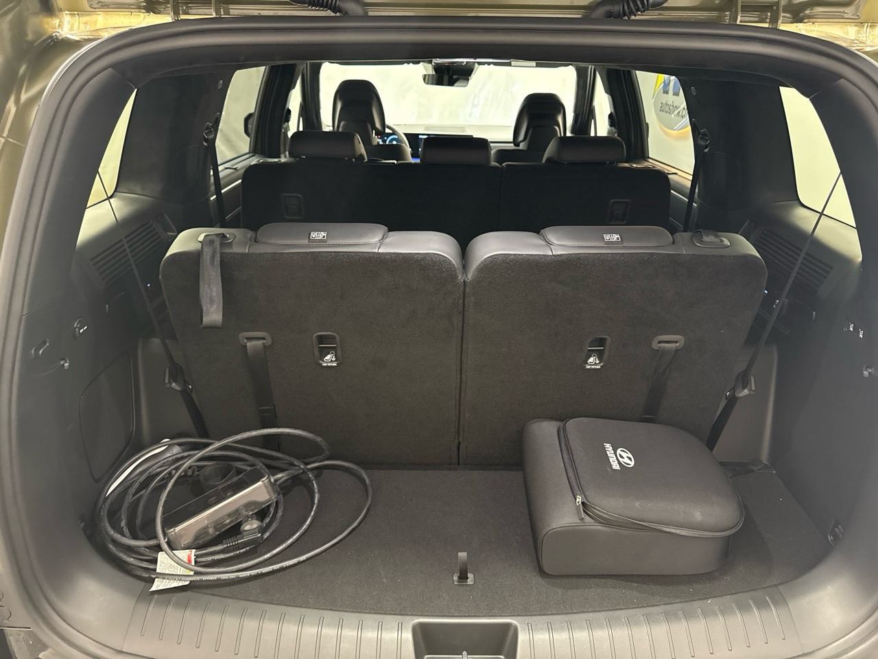 HYUNDAI Santa Fe 1.6 T-GDi PHEV Calligraphy 4WD Automatic-image-12
