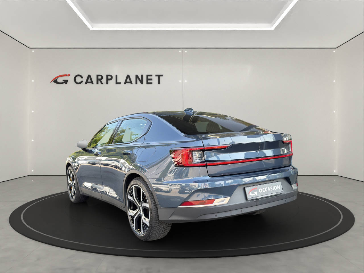POLESTAR 2 Long Range Dual Motor Performance-showroom-element-2