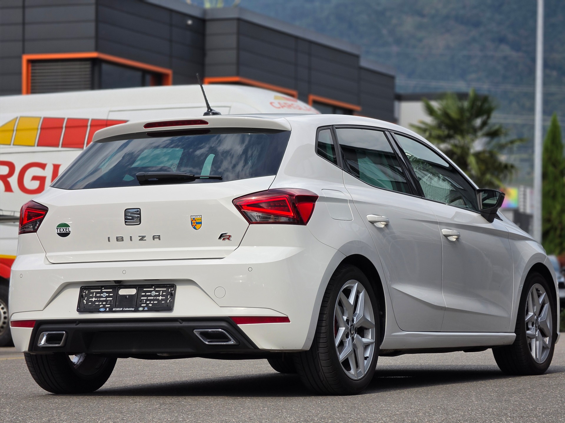 SEAT Ibiza 1.0 EcoTSI FR DSG-image-5