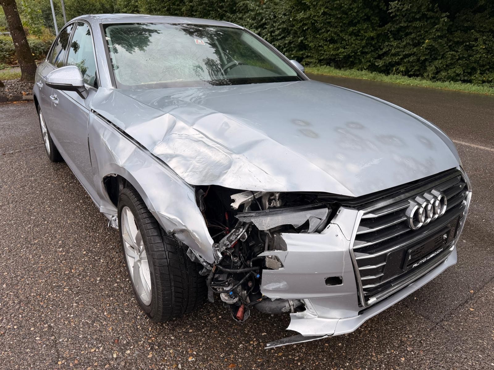 AUDI A4 Limousine 2.0 TFSI Design-image-6