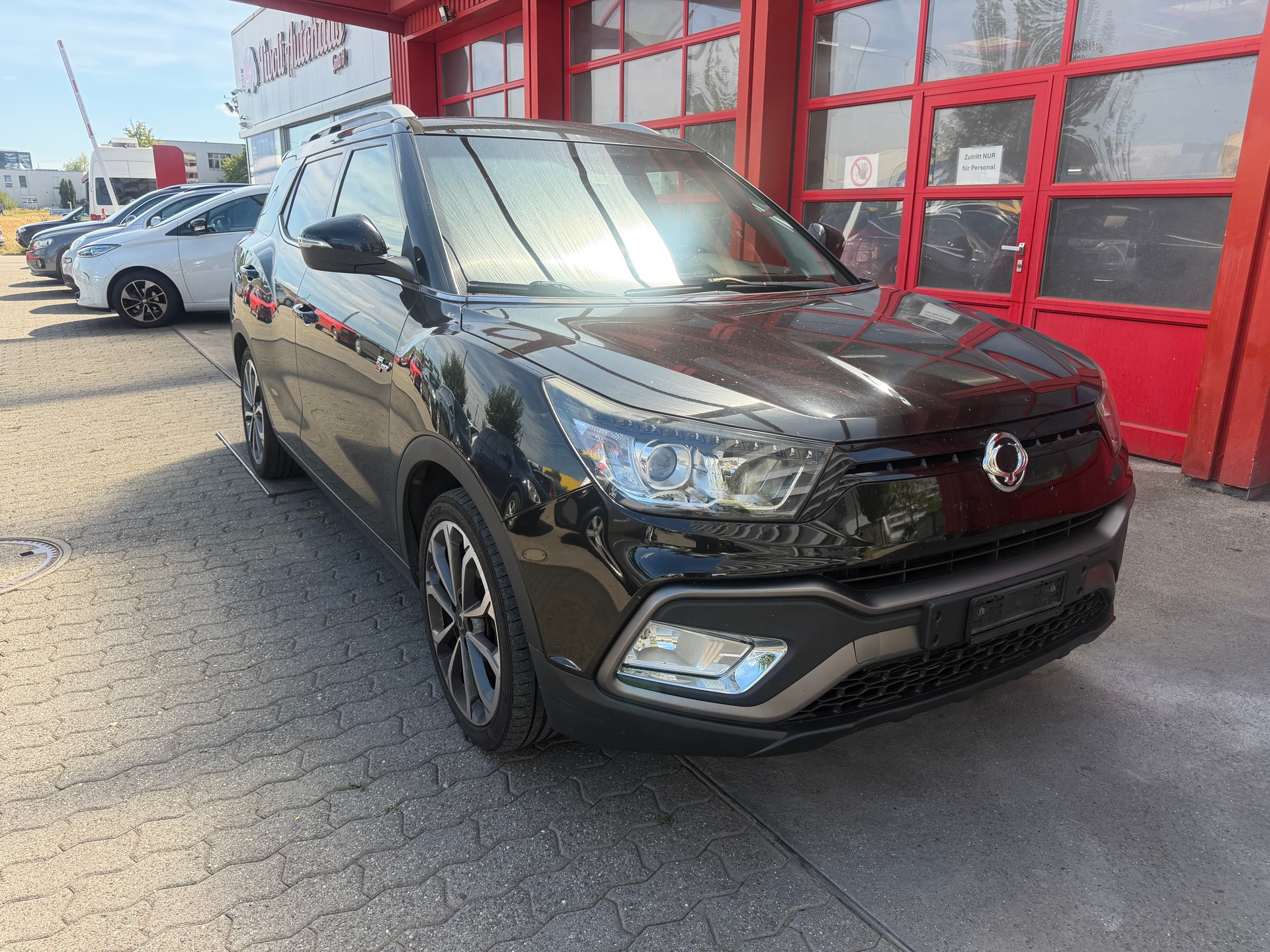 KGM-SsangYong XLV 1.6 eXDi Sapphire 4WD-showroom-element-1