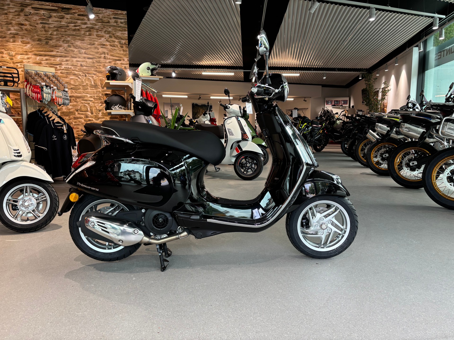 PIAGGIO Vespa Primavera 125 Euro 5+-image-8