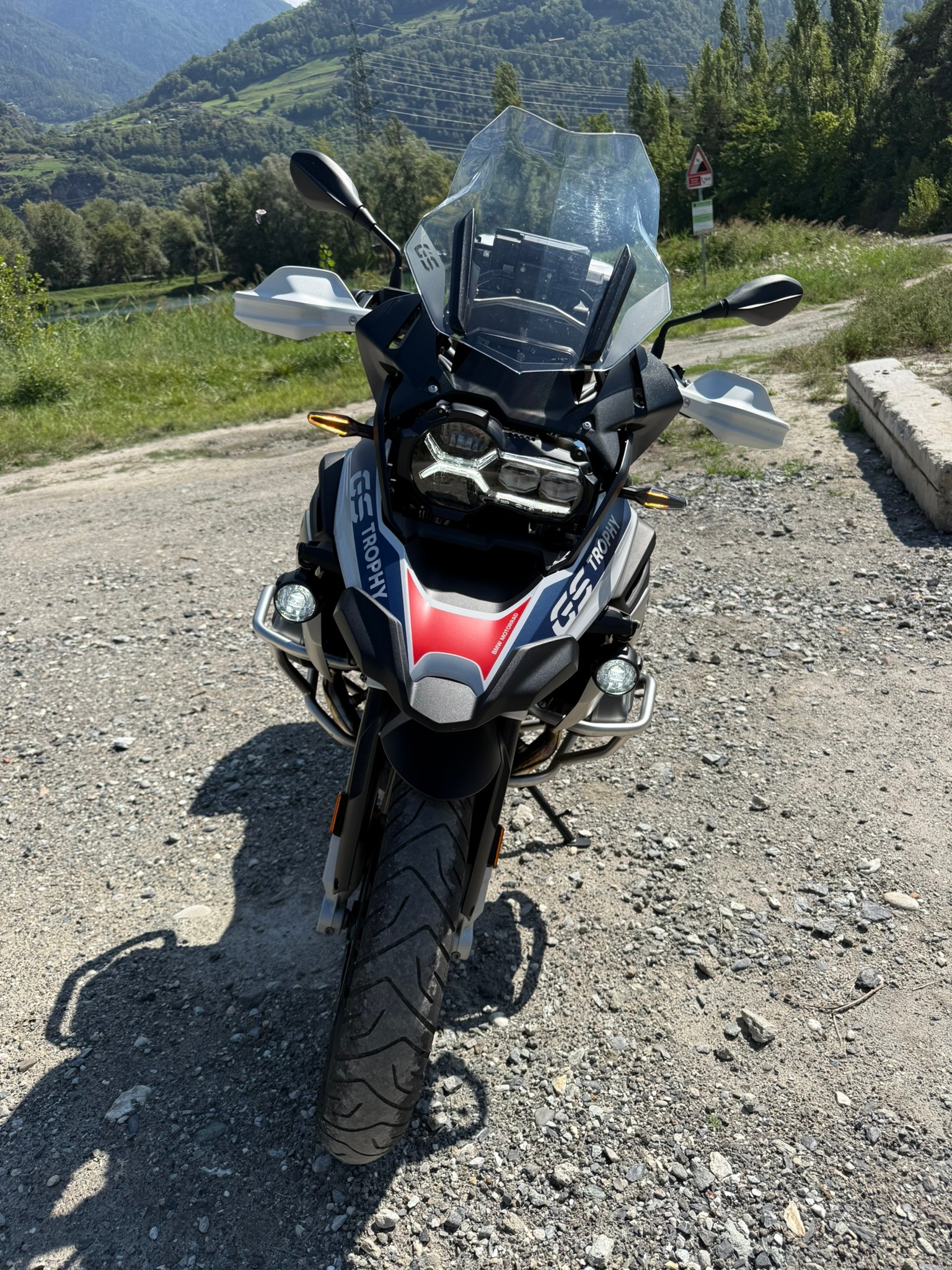BMW R 1250 GS-image-2