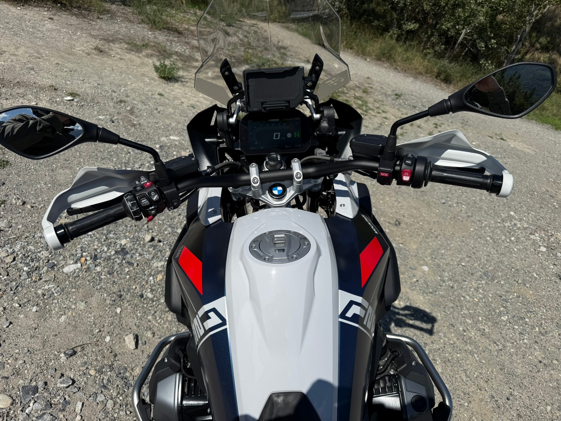BMW R 1250 GS-image-1