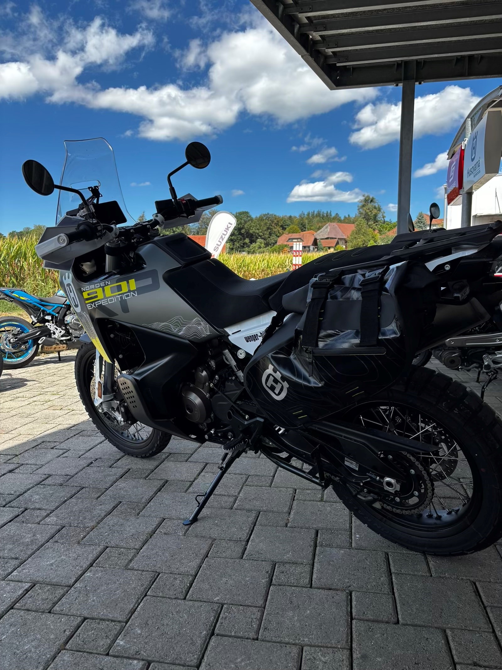 HUSQVARNA Norden 901 Expedition-image-5