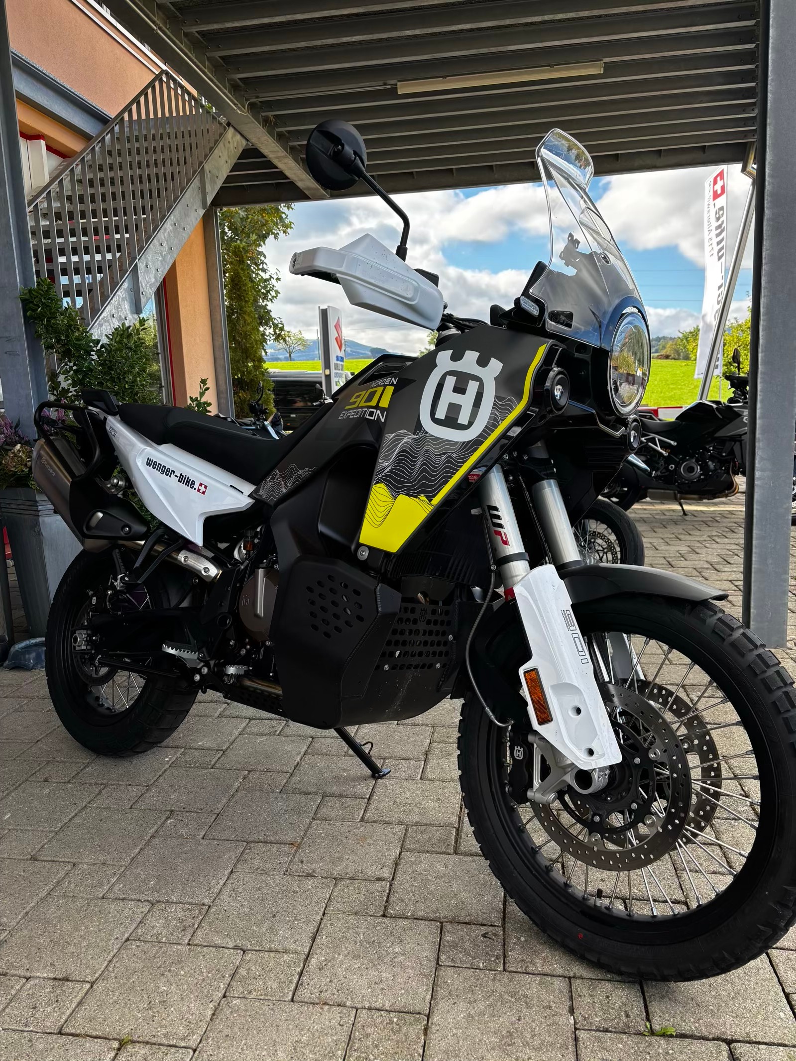 HUSQVARNA Norden 901 Expedition-image-2