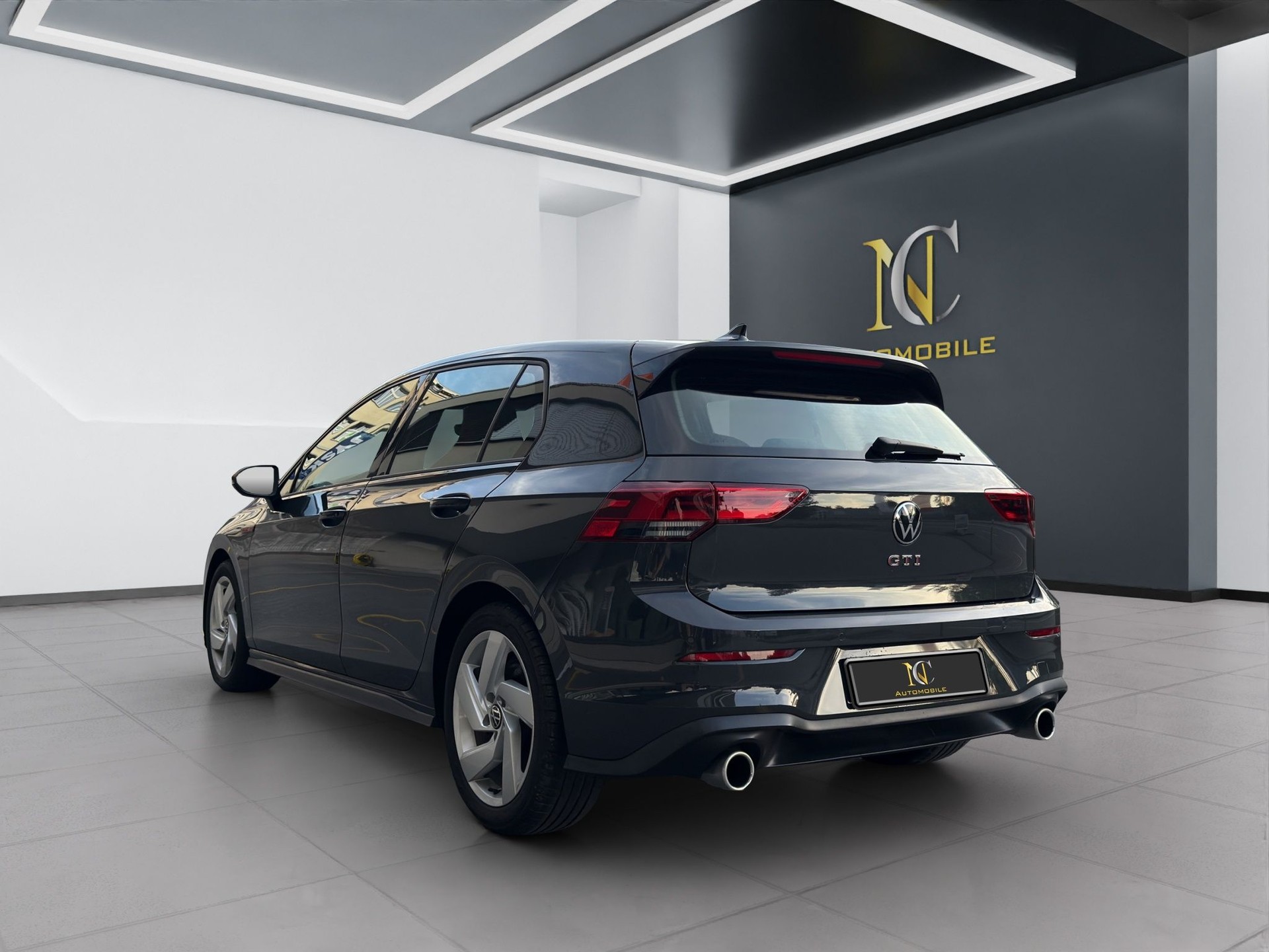 VW Golf 2.0 TSI GTI DSG-showroom-element-3