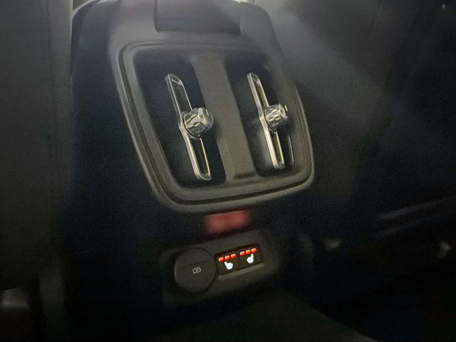 POLESTAR 2 Long Range Dual Motor Performance-image-18