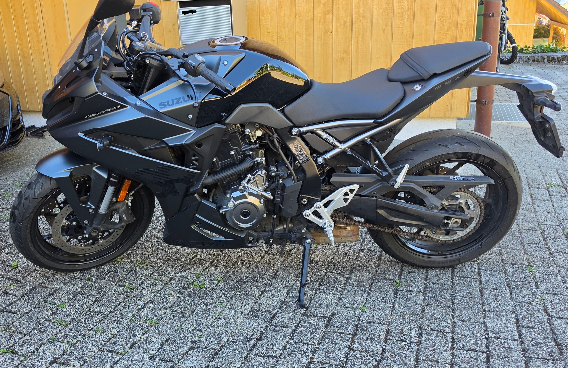 SUZUKI GSX 8 R (35kW)-image-4