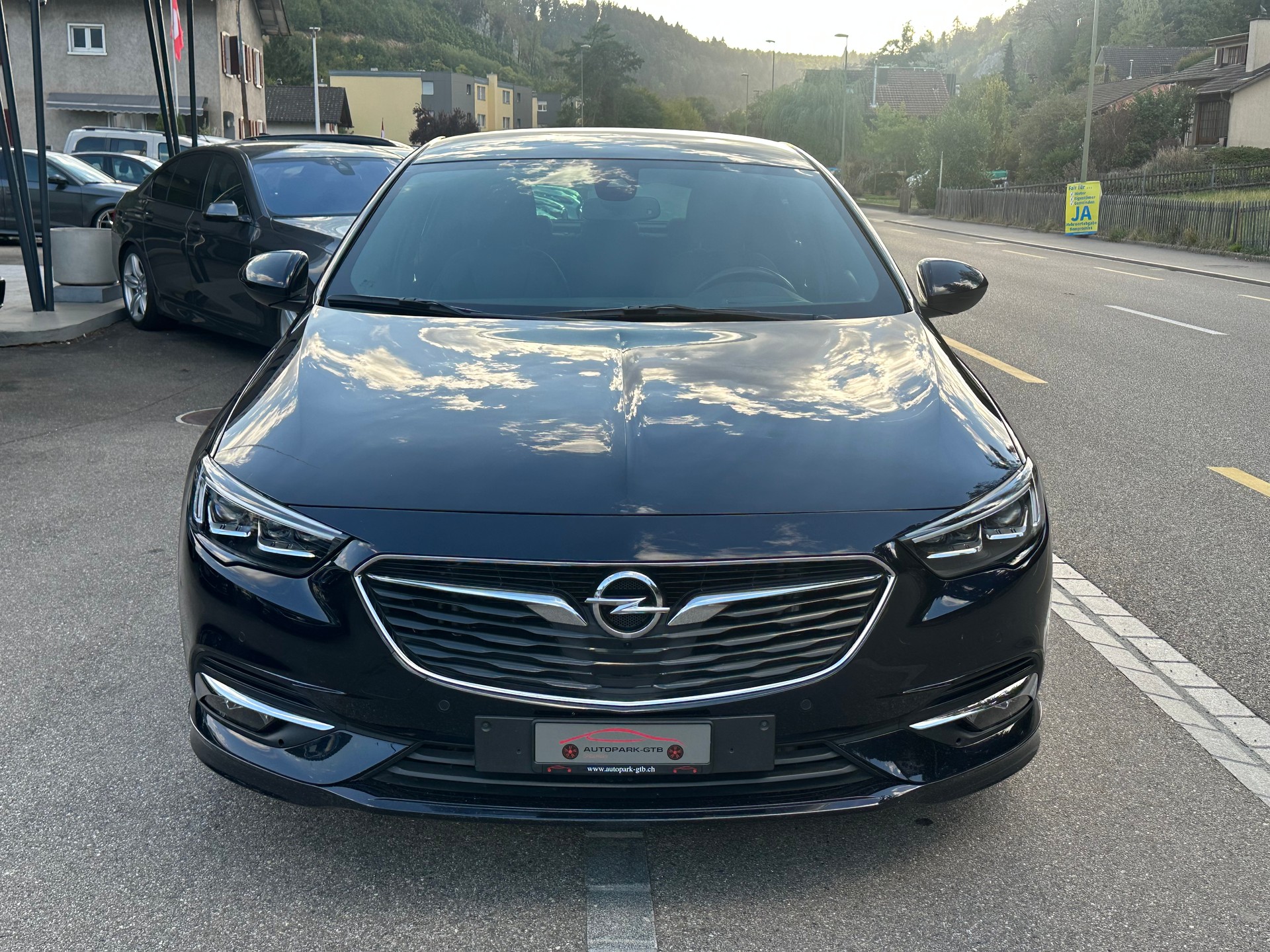 OPEL Insignia 2.0 T Grand Sport Excellence 4WD Automat.-showroom-element-2