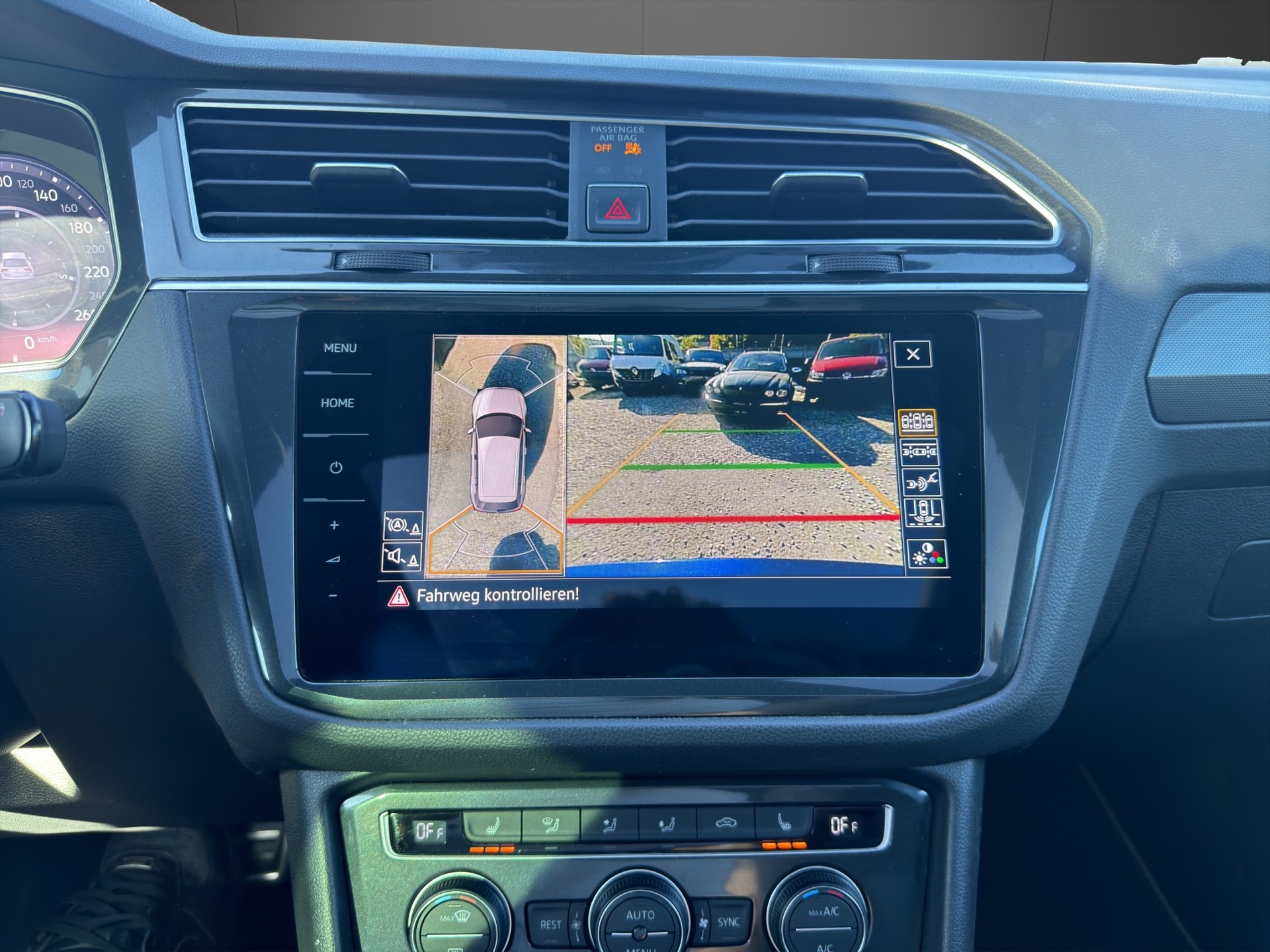 VW Tiguan 2.0 TDI SCR R-Line Highline 4Motion DSG-image-20