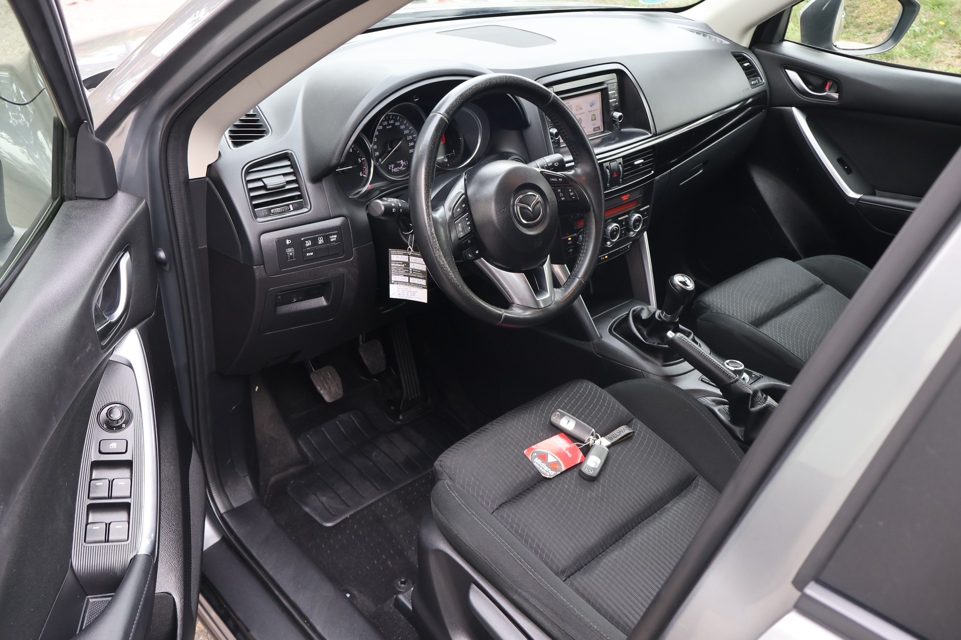 MAZDA CX-5 2.2 D Ambition FWD-image-6