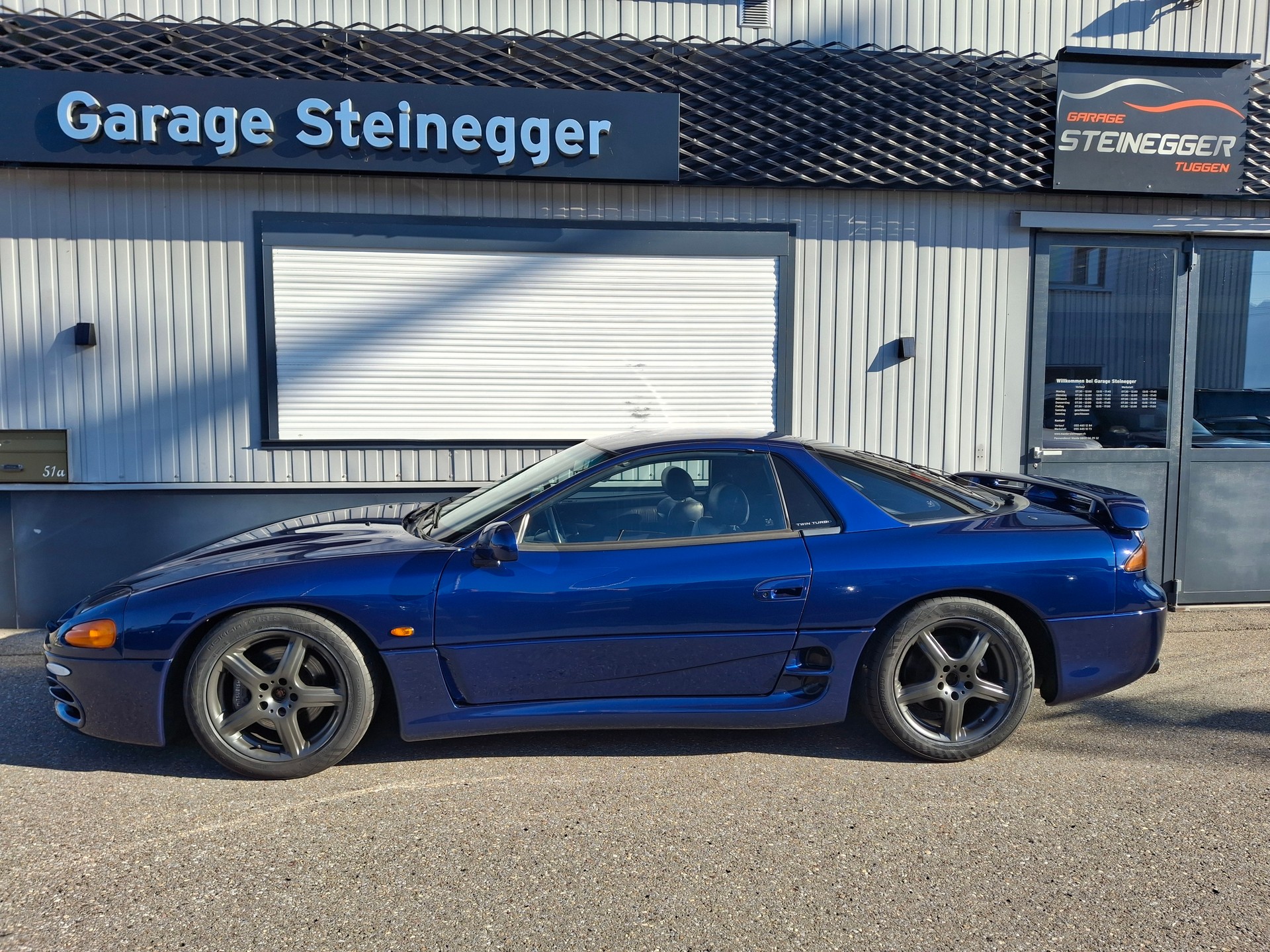 MITSUBISHI 3000 GT-image-6
