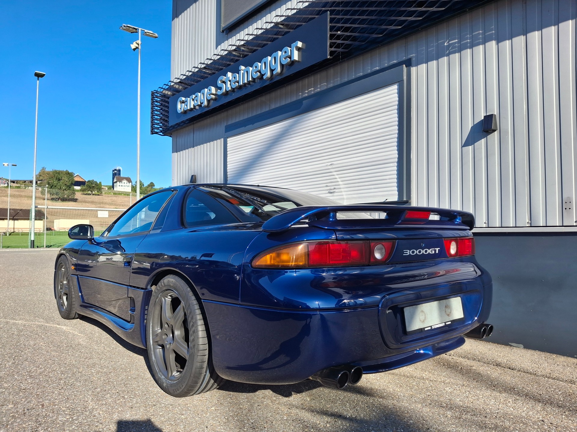 MITSUBISHI 3000 GT-image-8
