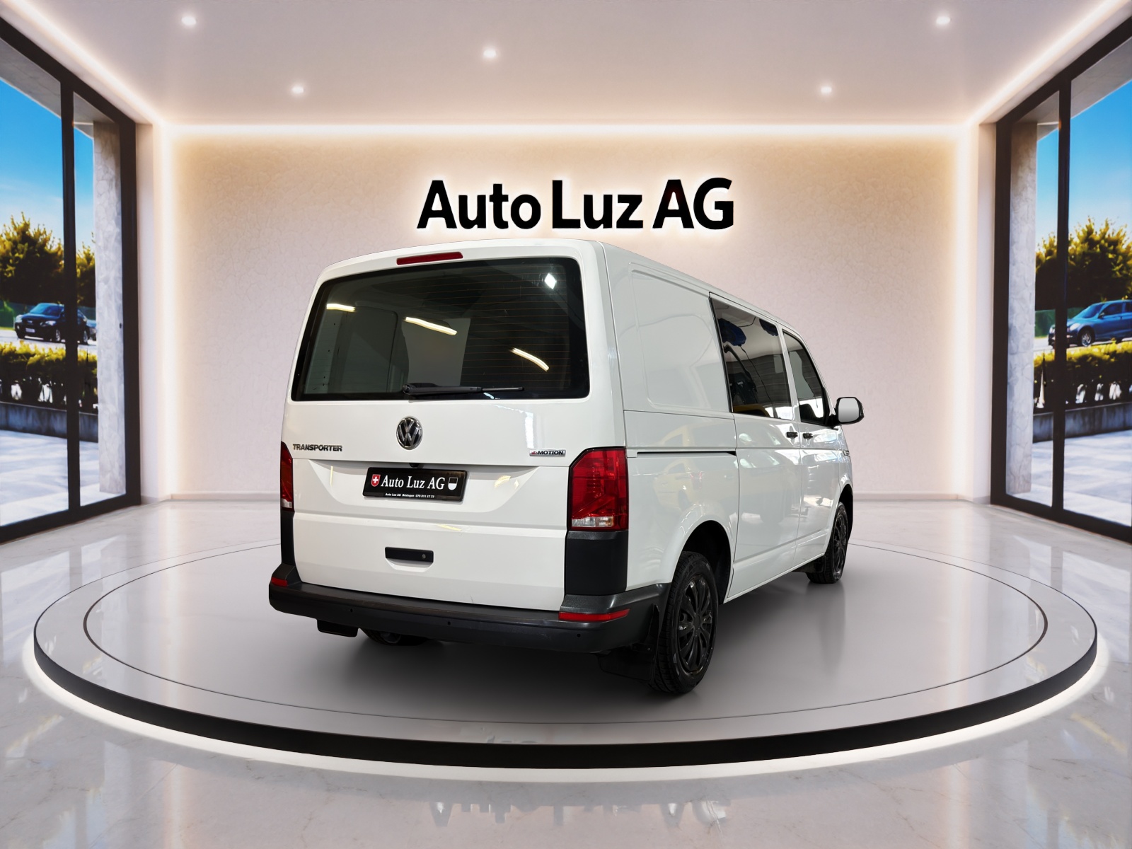 VW T6.1 2.0 TDI 4Motion DSG Transporter-image-4