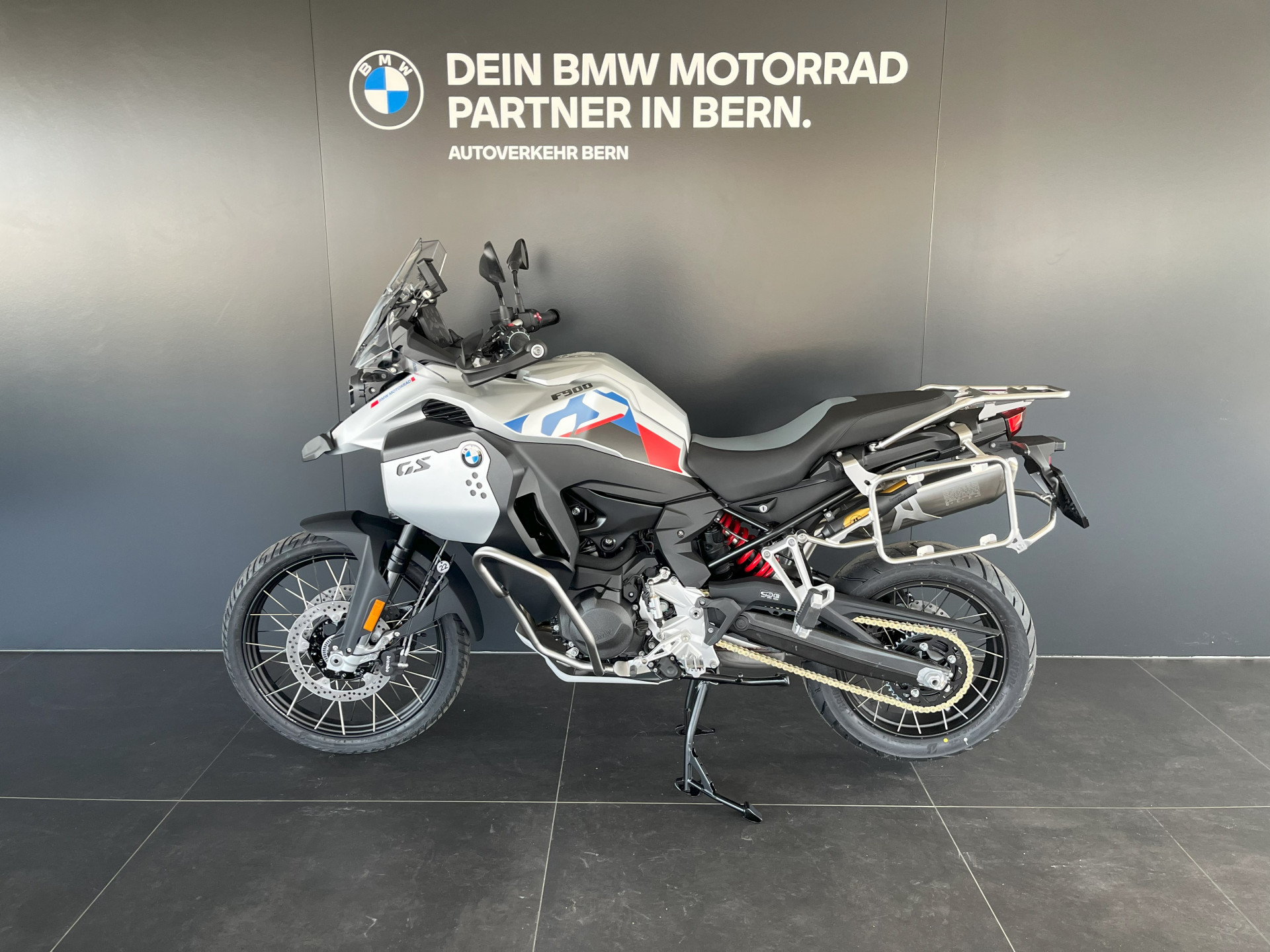 BMW F 900 GS Adventure-image-3
