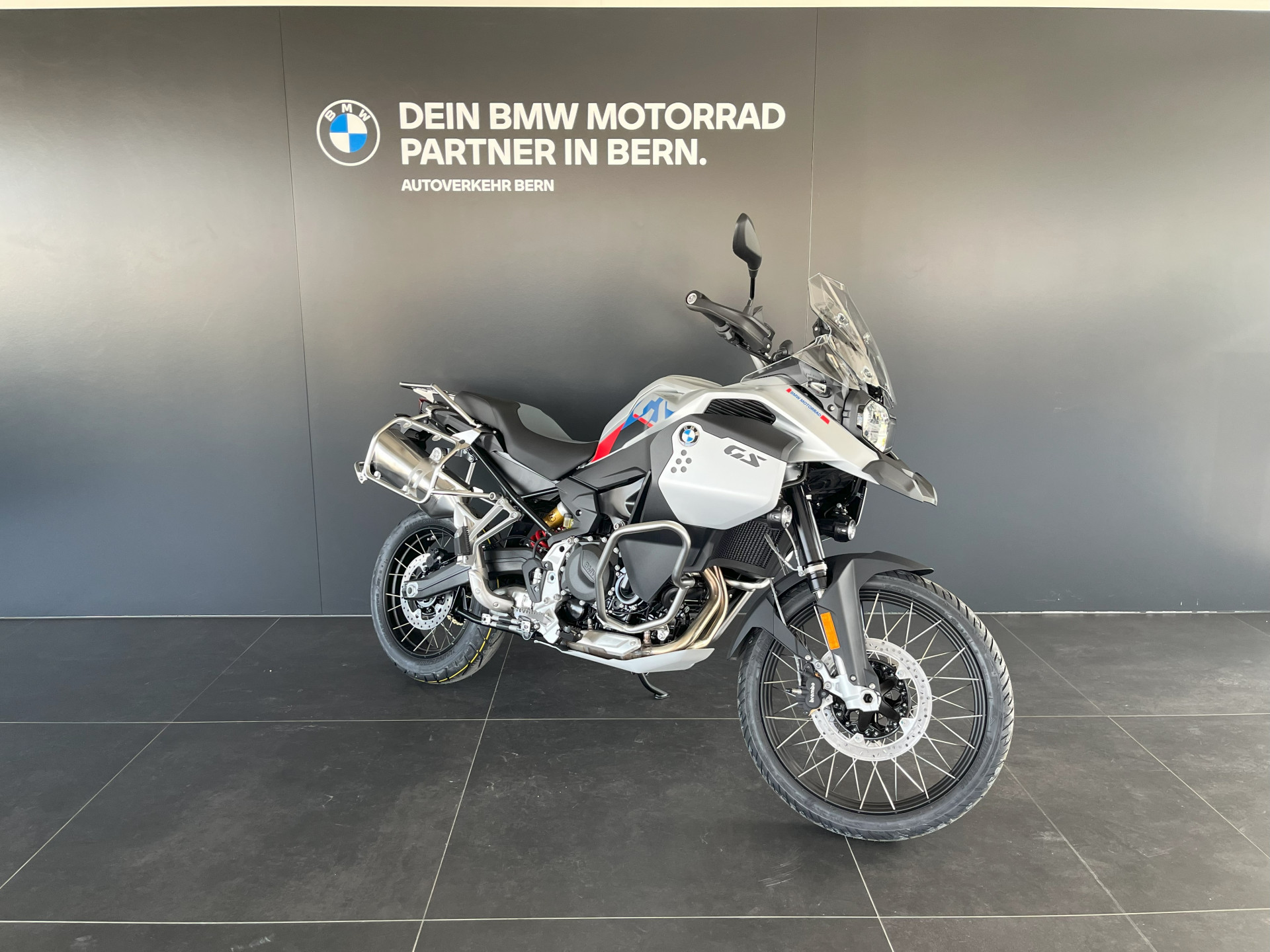 BMW F 900 GS Adventure-image-1