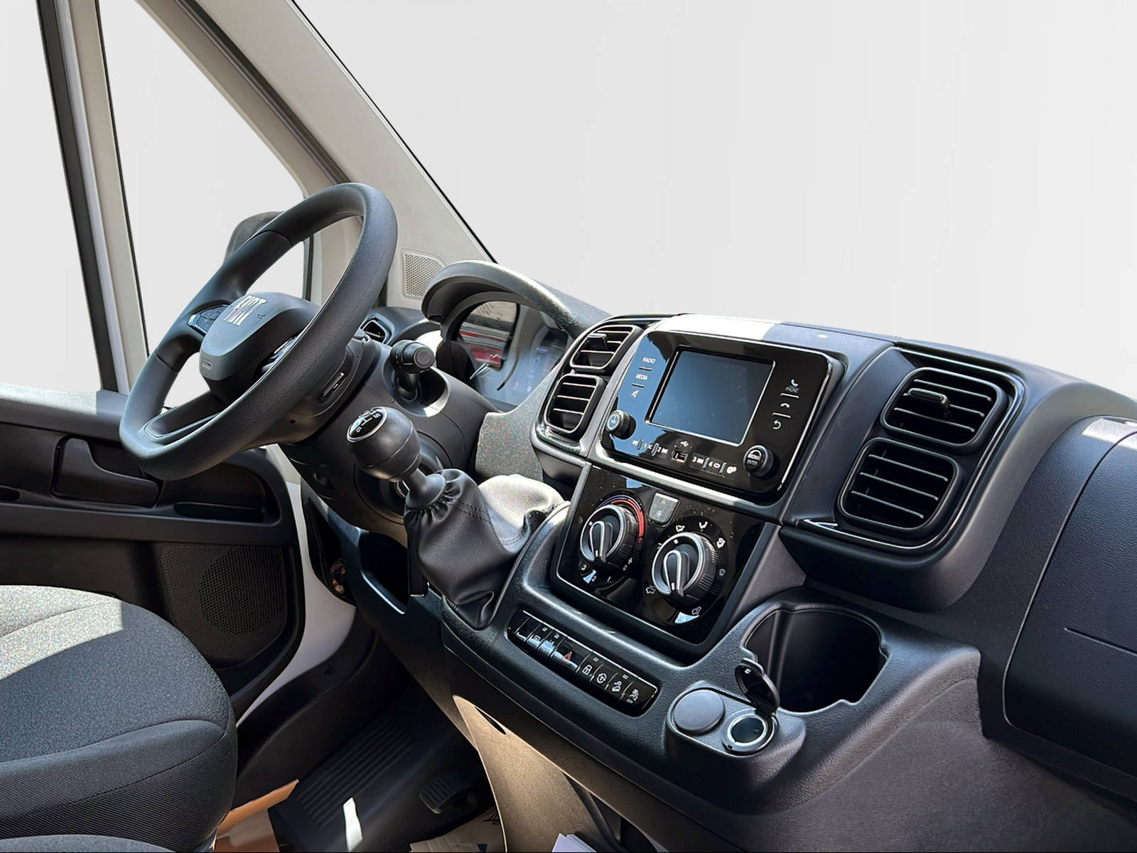 FIAT Ducato 35 L2H2 verglast-image-13