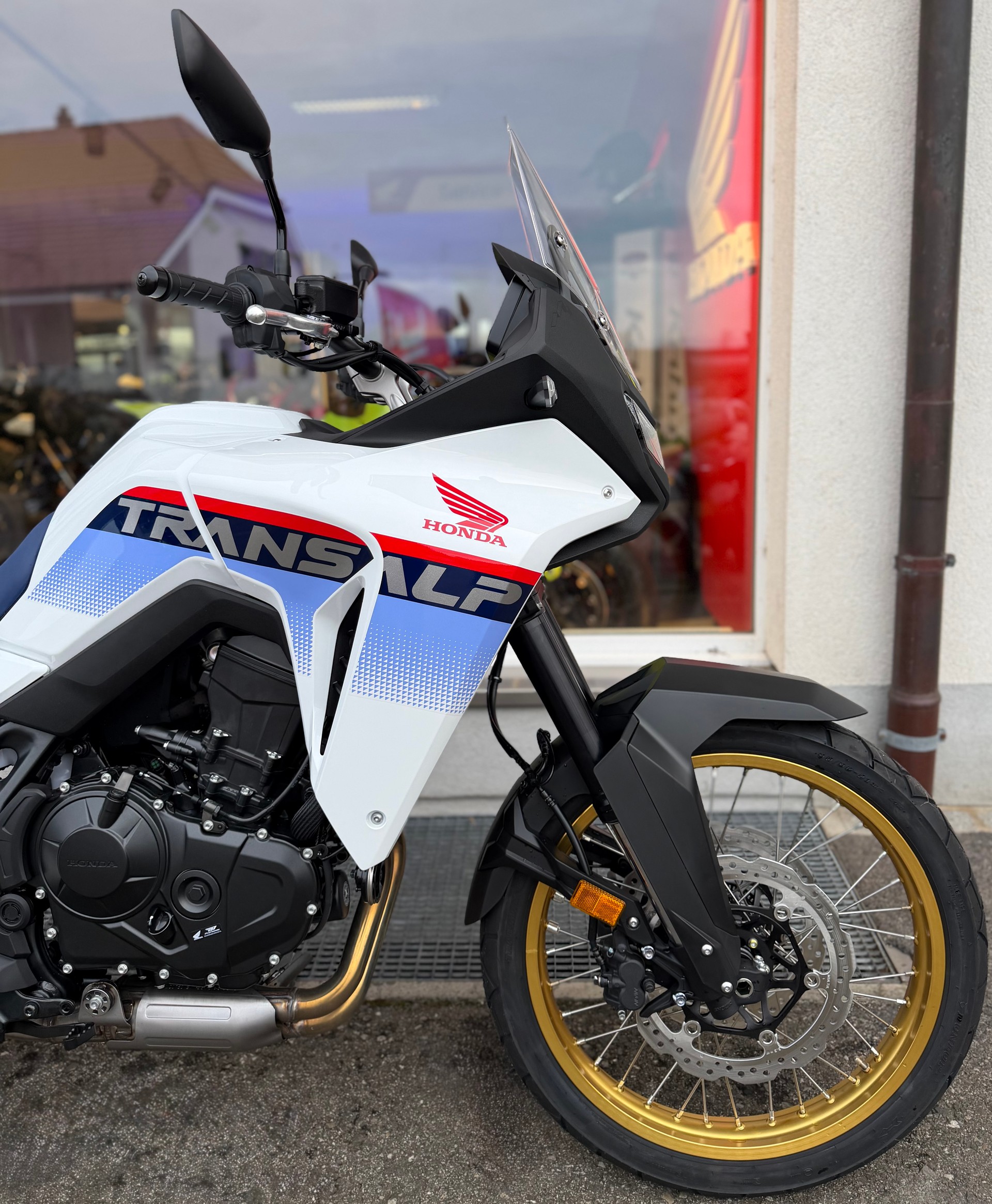 HONDA XL 750 Transalp - manuell-image-4