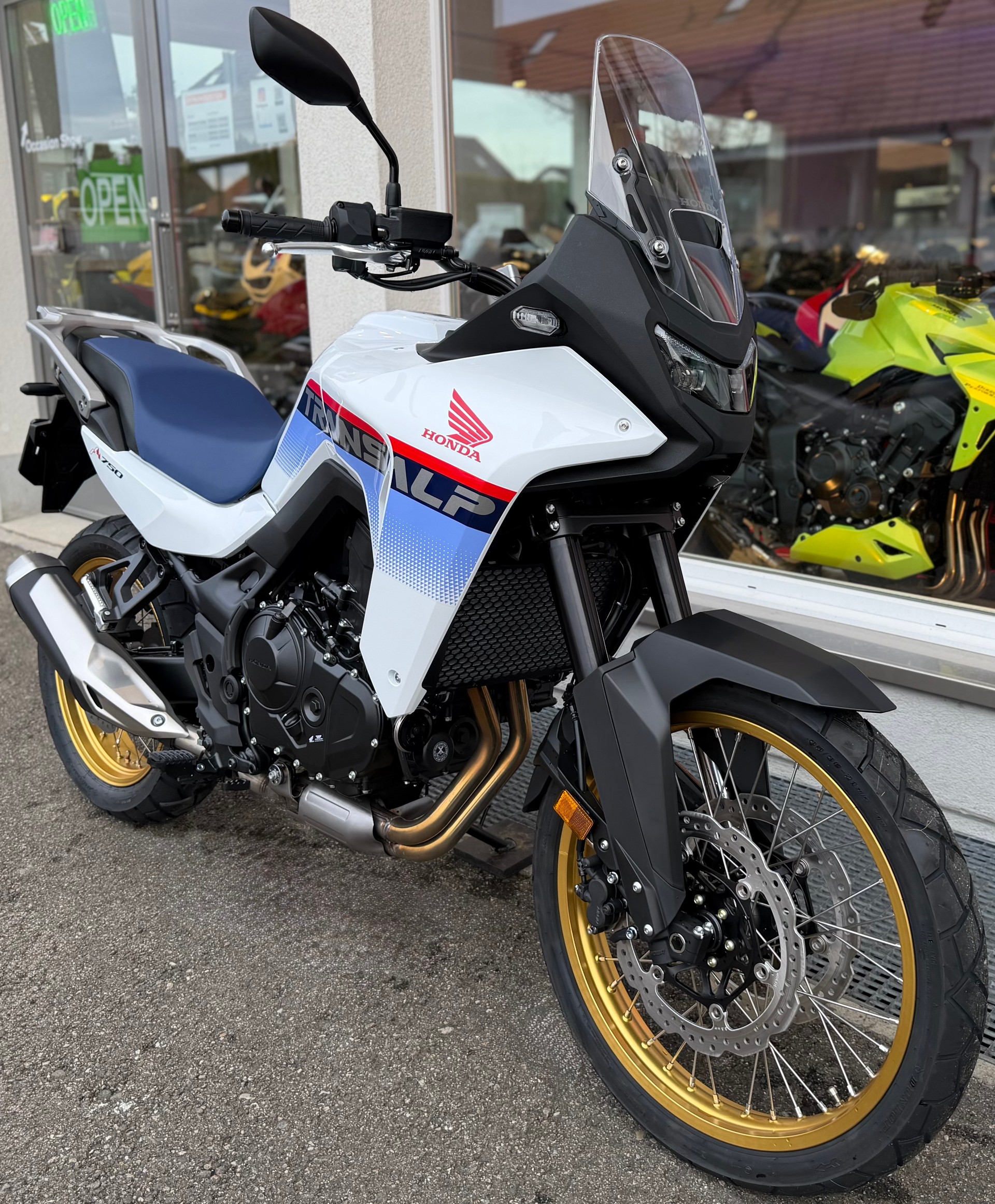 HONDA XL 750 Transalp - manuell-image-2
