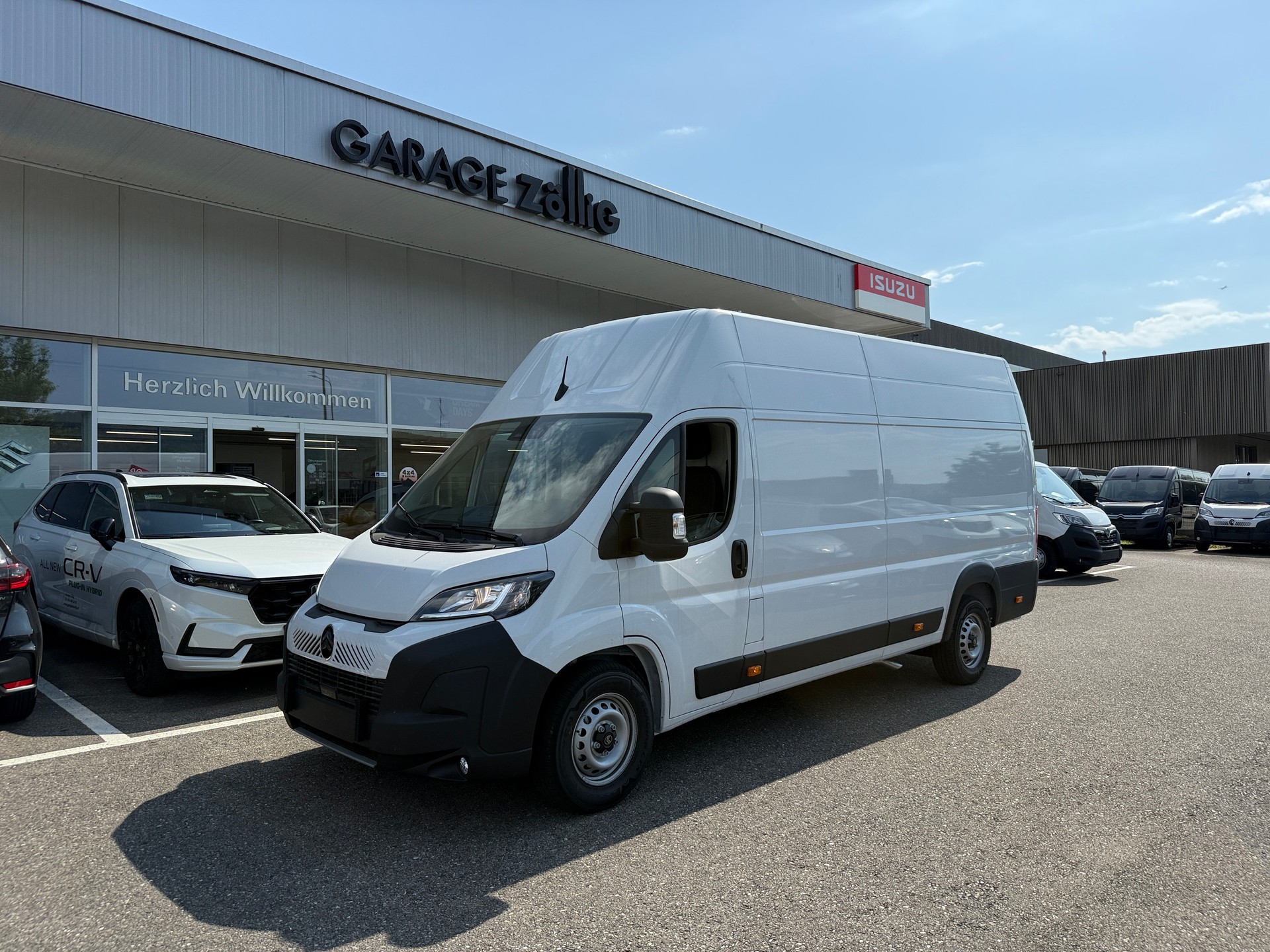 CITROEN Jumper 35+ 2.2 BlueHDi 180PS L4H3 270° DAB Lederlenkrad alle Assistenten Top Aust. Alle Grössen verfügbar