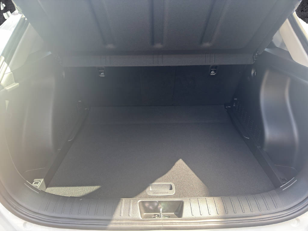 HYUNDAI Kona Electric Origo 65kWh-image-8